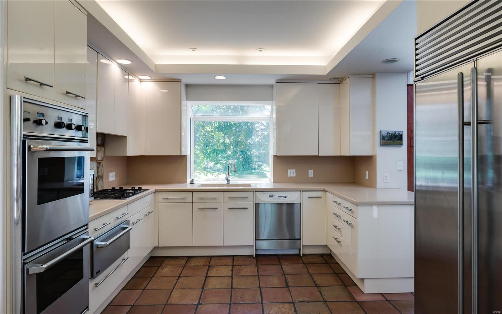 Ladue - Residential