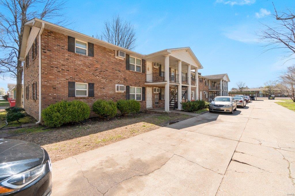 Multi-family investment opportunity. 12 apartments featuring six 2 bed /1 bath units and six 1 bed/1 bath units. Fully occupied. Professionally managed by local management group. $5,650 monthly gross rent, opportunity for increases.  Seven units have been renovated.