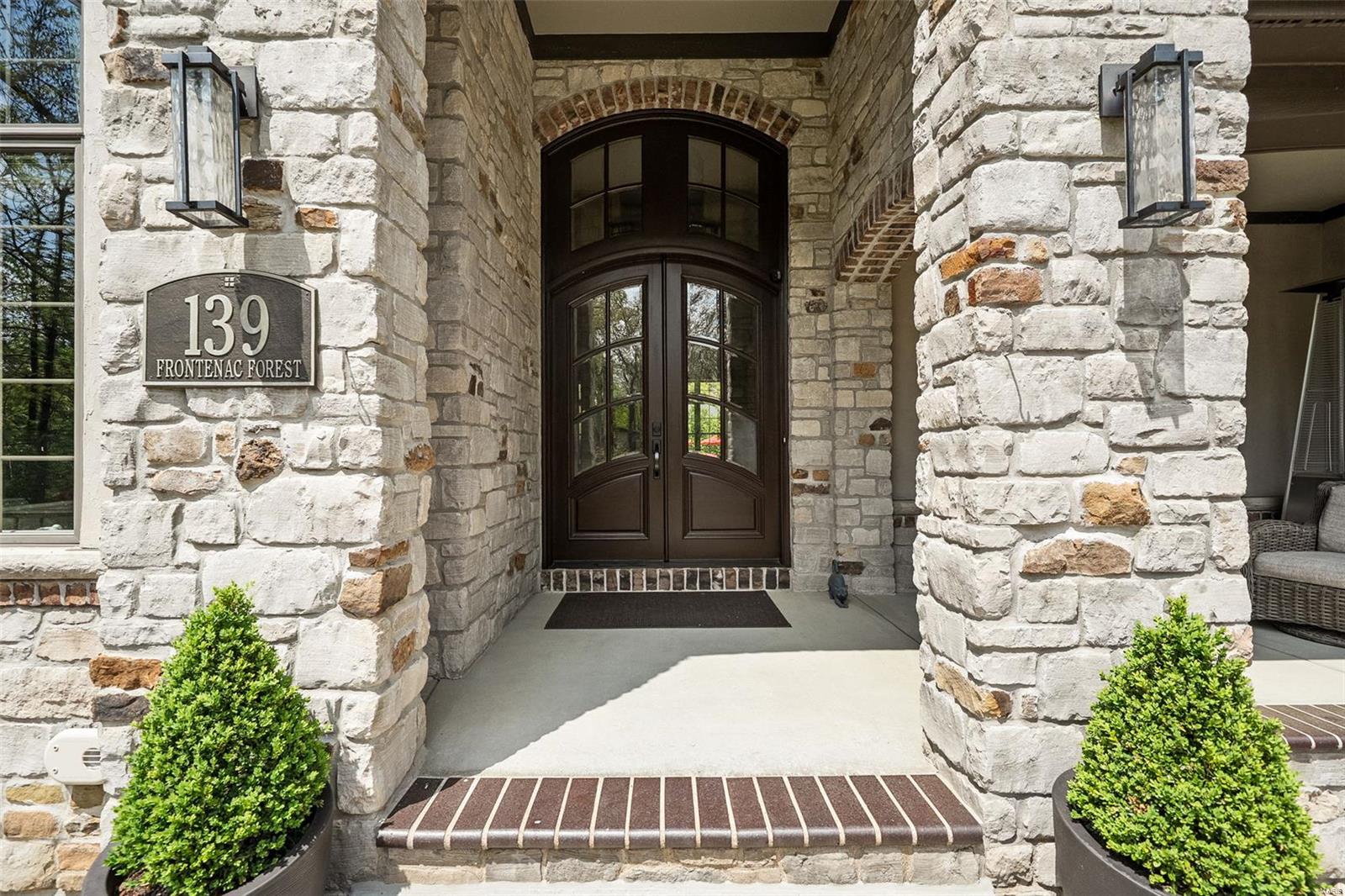 Frontenac Forest - Residential