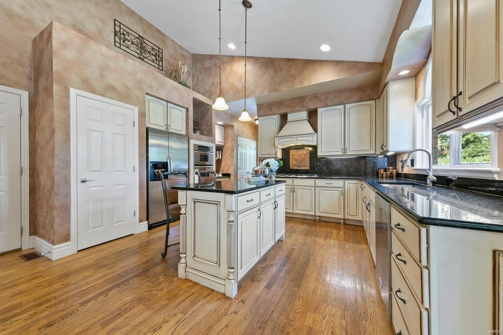 Ladue - Residential