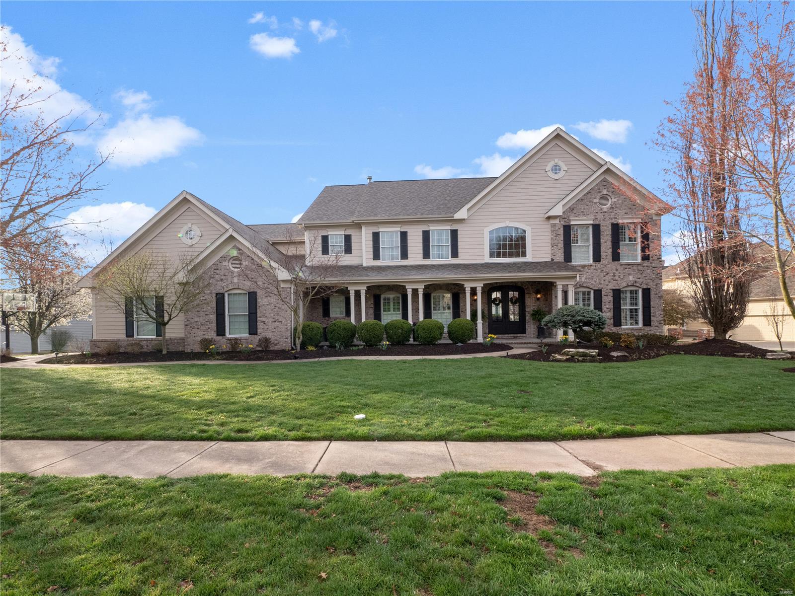 OVER THE TOP CHESTERFIELD BEAUTY–INVITING COVERED PORCH WITH ATTENTION GRABBING CUSTOM IRON ITALIAN INSPIRED DOOR GREETS YOU TO PERFECTION! 9’ ceilings on 1st/2nd floor, gleaming wood flrs flow through most main flr rms, exquisite moldings, built in Elan sound system through-out*Remodeled gourmet kitchen ’17 featured in St. Louis magazine leaves nothing to desire-top of the line appliances Wolf, Subzero,Bosch, a 10’ custom island, Granite, Mouser custom cabinetry, huge custom walk in pantry*Flex rm w/laundry*True main flr office*Vaulted sun room w/too cool wet bar viewing salt water heated pool,deck, gazebo, & breathtaking wooded setting w/lake view*Romantic master suite has remodeled luxury bath ’18, his & hers custom walkin closets*4 additional BRs w/2 Jack n Jill baths*Awesome finished w/out lower level offers kitchen/bar, billiard, game area, media rm, exercise, bath/changing rm, sitting area w/fplc*Newer systems, roof*Check out the sq.footage*EXCEPTIONAL HOME IN POPULAR GREYSTONE! Additional Rooms: Sun Room