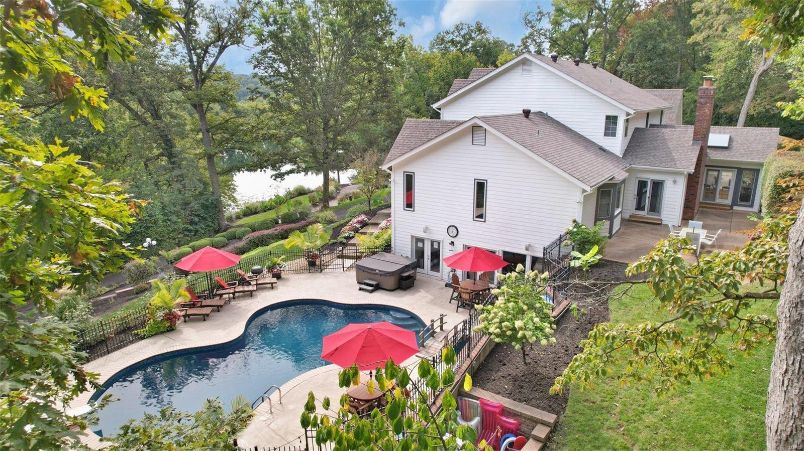 Mckenna Pacland Lake - Residential
