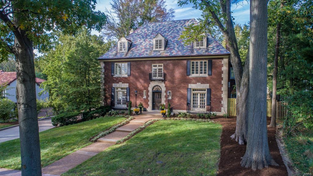 A wonderful home to raise your family and for indoor/outdoor entertaining.  Better than new!  This beautiful renovation of a handsome Clayton home proudly showcases 6 beds, 7 baths and over 6,250 sq. ft. of entirely updated, rebuilt, and reconstructed living area above ground. Dream kitchen features a 10 ft. long walnut island, Viking Pro appliances, custom maple kitchen inset cabinetry painted Eider White, quartz counters, and marble backsplash. Job-finished oak flooring throughout. Leaded glass French doors, elegantly carved wood mantle, restored vintage chandeliers, custom radiator covers, herring-bone marble floor. Master bath features heated marble floors; double vanity and linen tower; SmartBidet toilet with remote control; luxury marble walk-in shower with two rainshower heads and 2 hand-helds; and a claw foot soaking tub.  For relaxing and entertaining, the private rear of the house opens to a beautiful patio and pool area, all on a full 1/2 acre level lot.