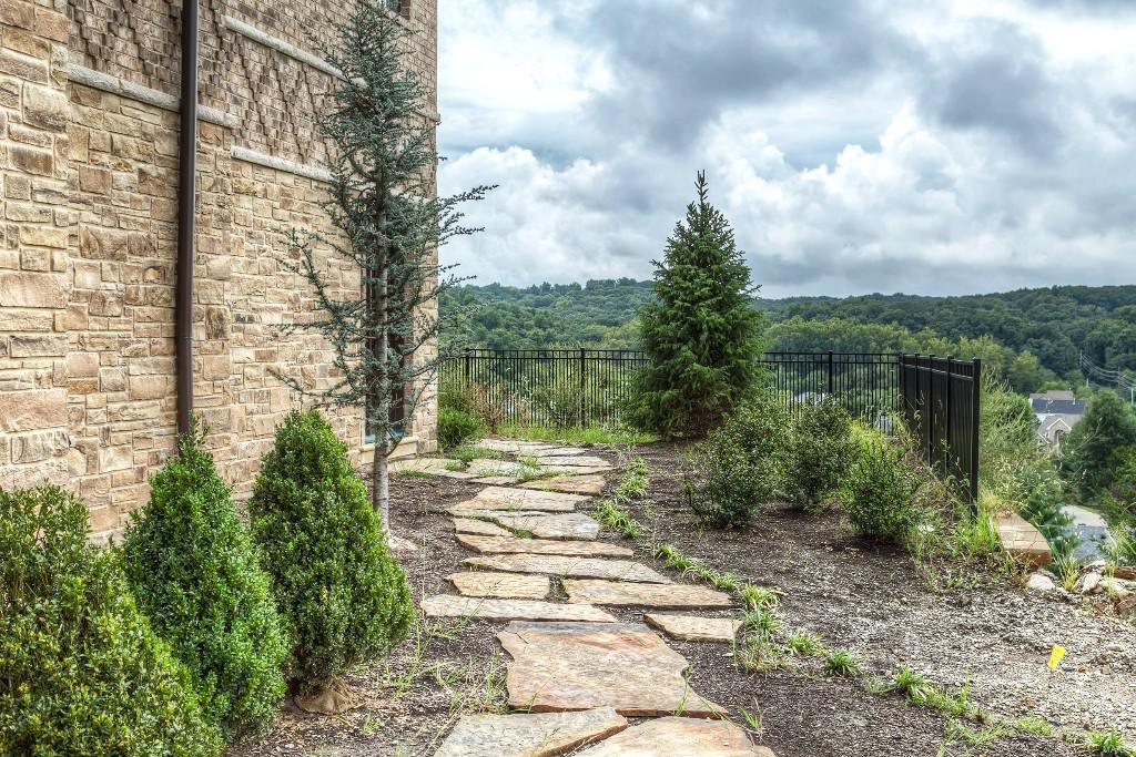 Wardenburg Farms - Residential