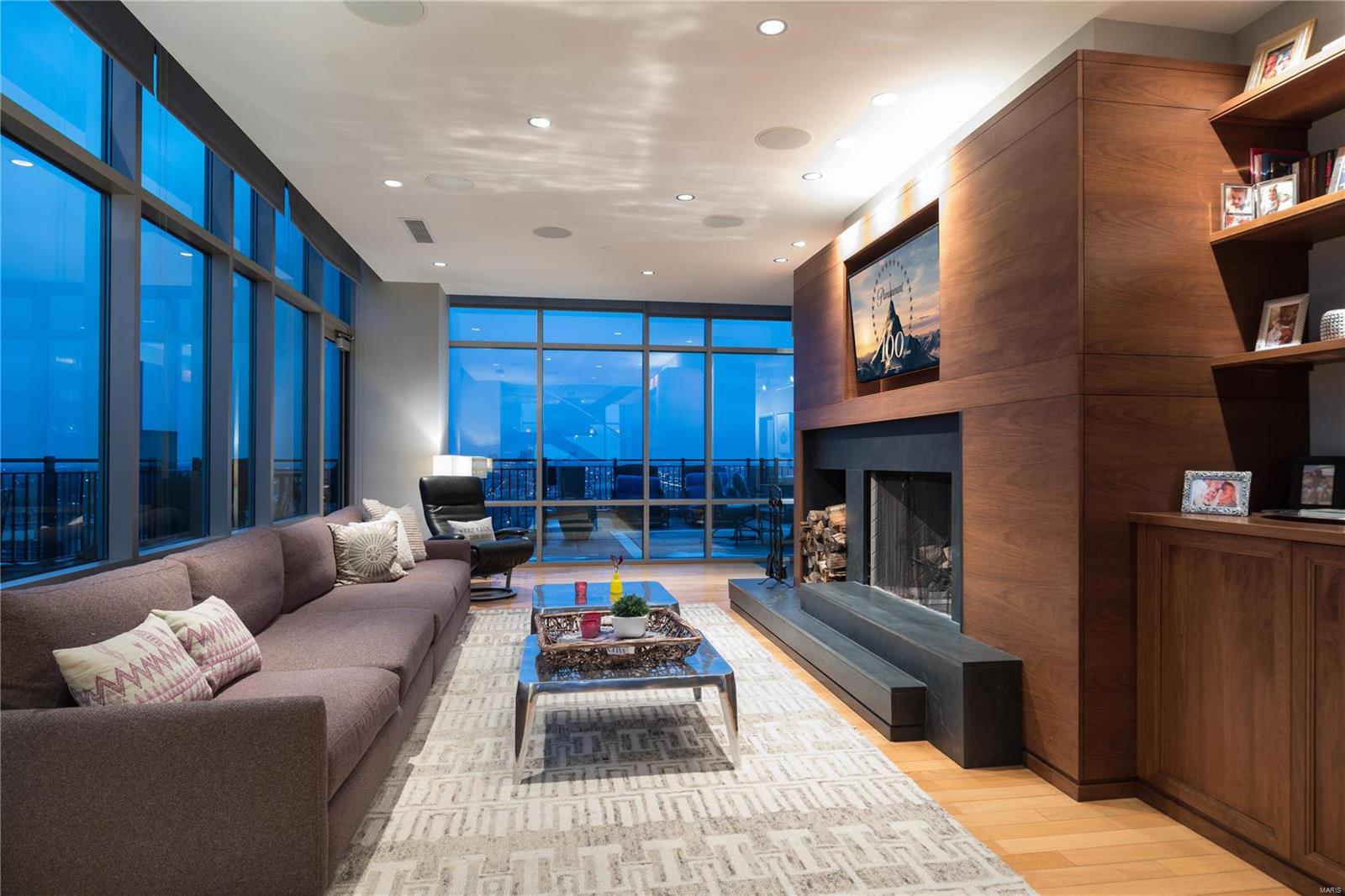 Park East Tower - Residential