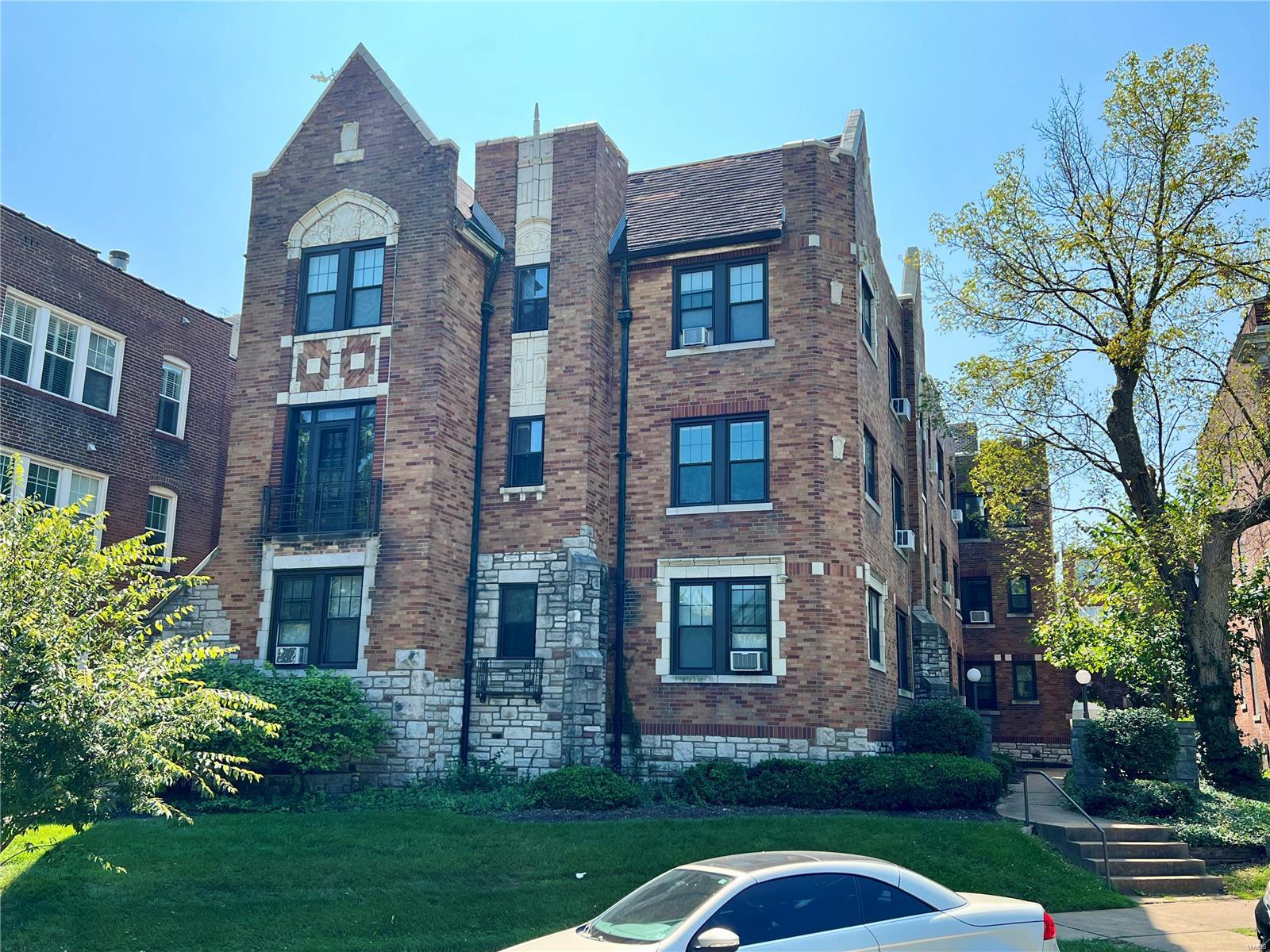 Demun Park - Residential Income
