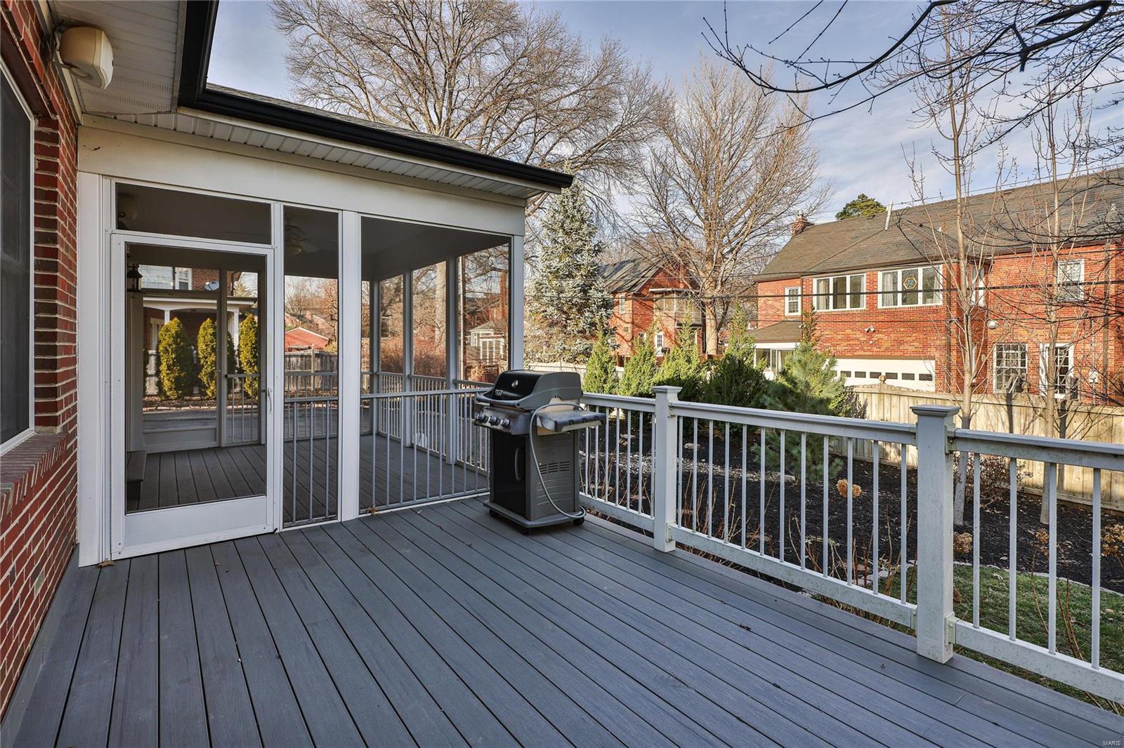 Davis Place - Residential
