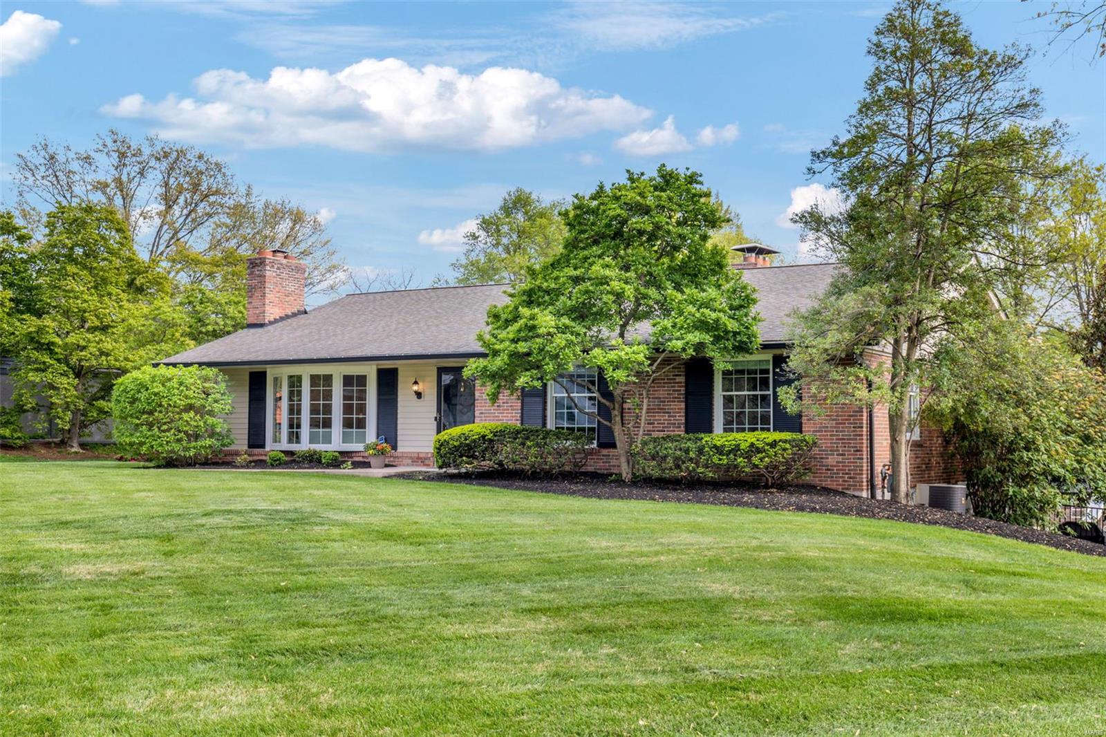 Outer Ladue Drive - Residential