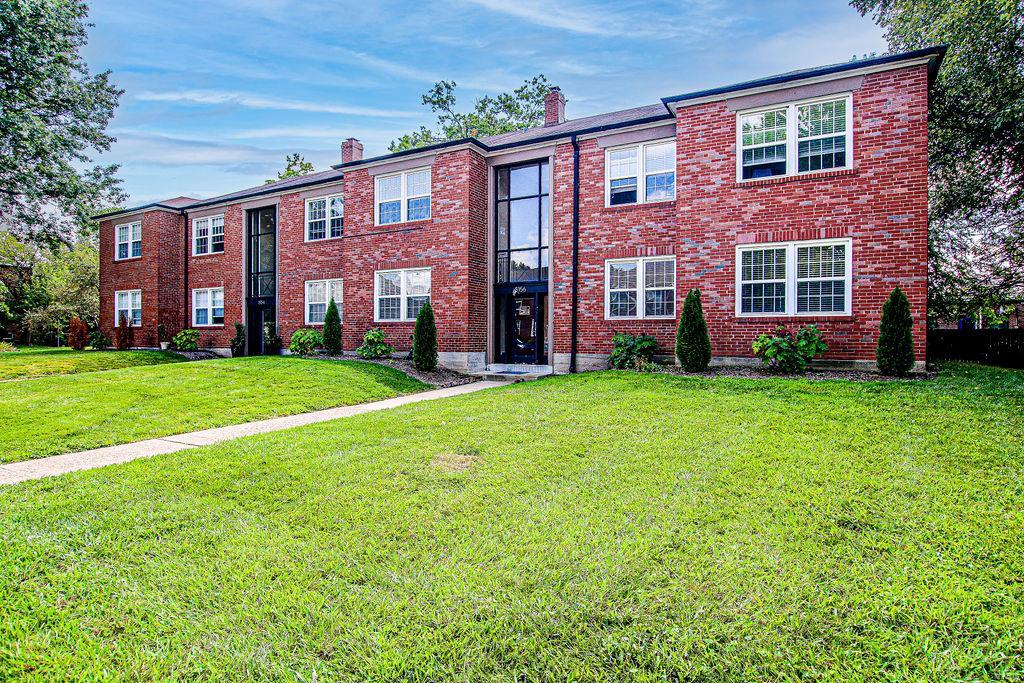 Wonderful six family building with spacious two bedroom units throughout.  Many updates e.g. newer windows, updated kitchens.  Beautiful hardwood floors and central air conditioning along with garage parking and laundry facilities. This property is located within the Clayton School District and very close to all major highways and shopping districts, e.g. the Galleria and The Boulevard. Call listing agent for details.