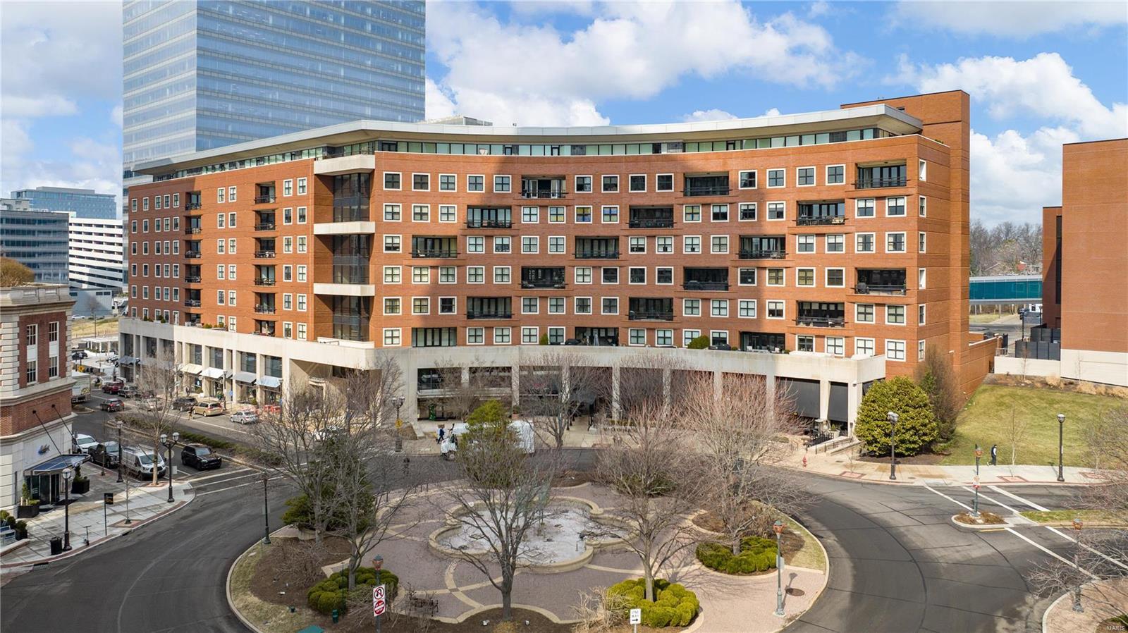 Crescent Condo - Residential