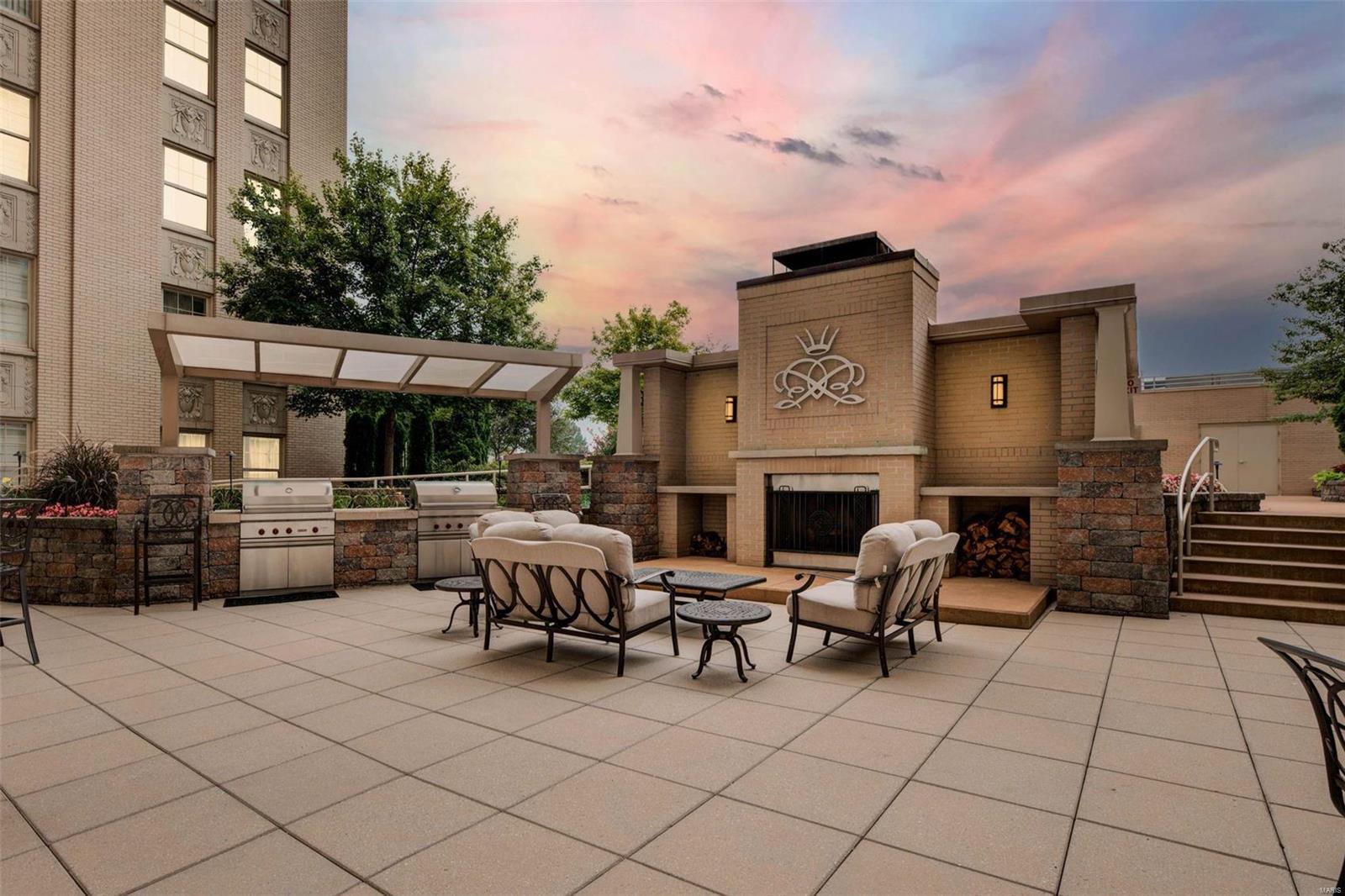 Residences at the Park Plaza - Residential