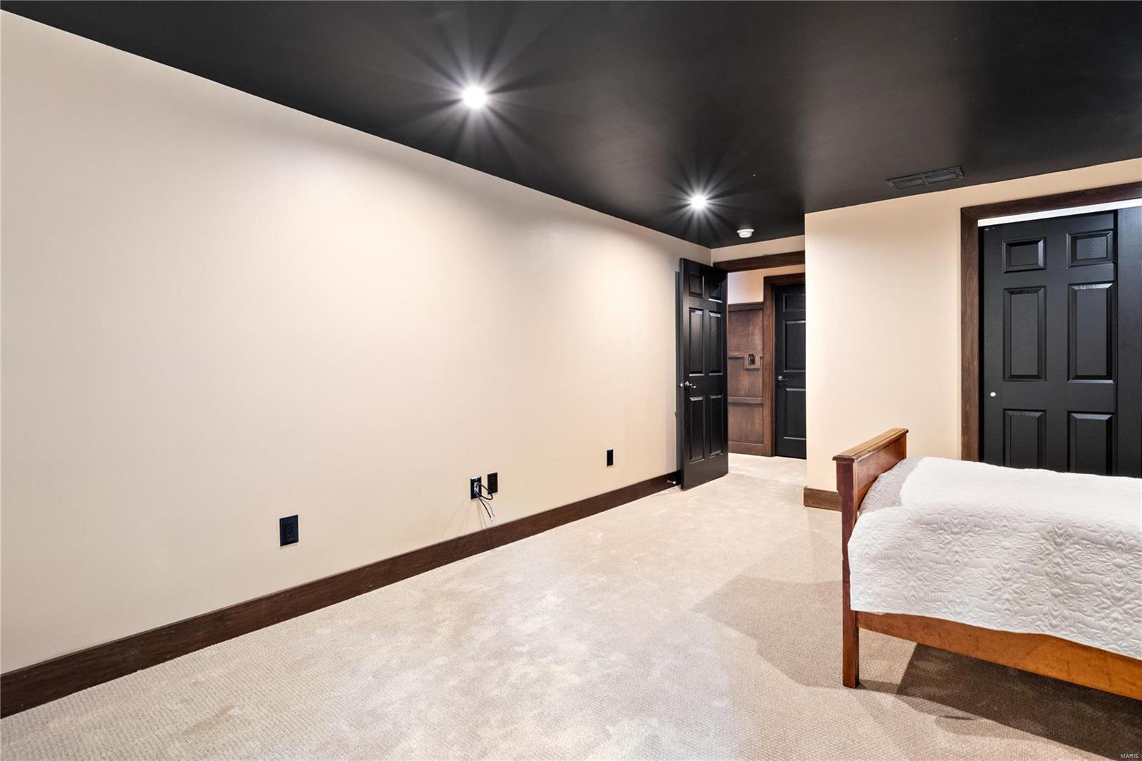Stonebrooke - Residential