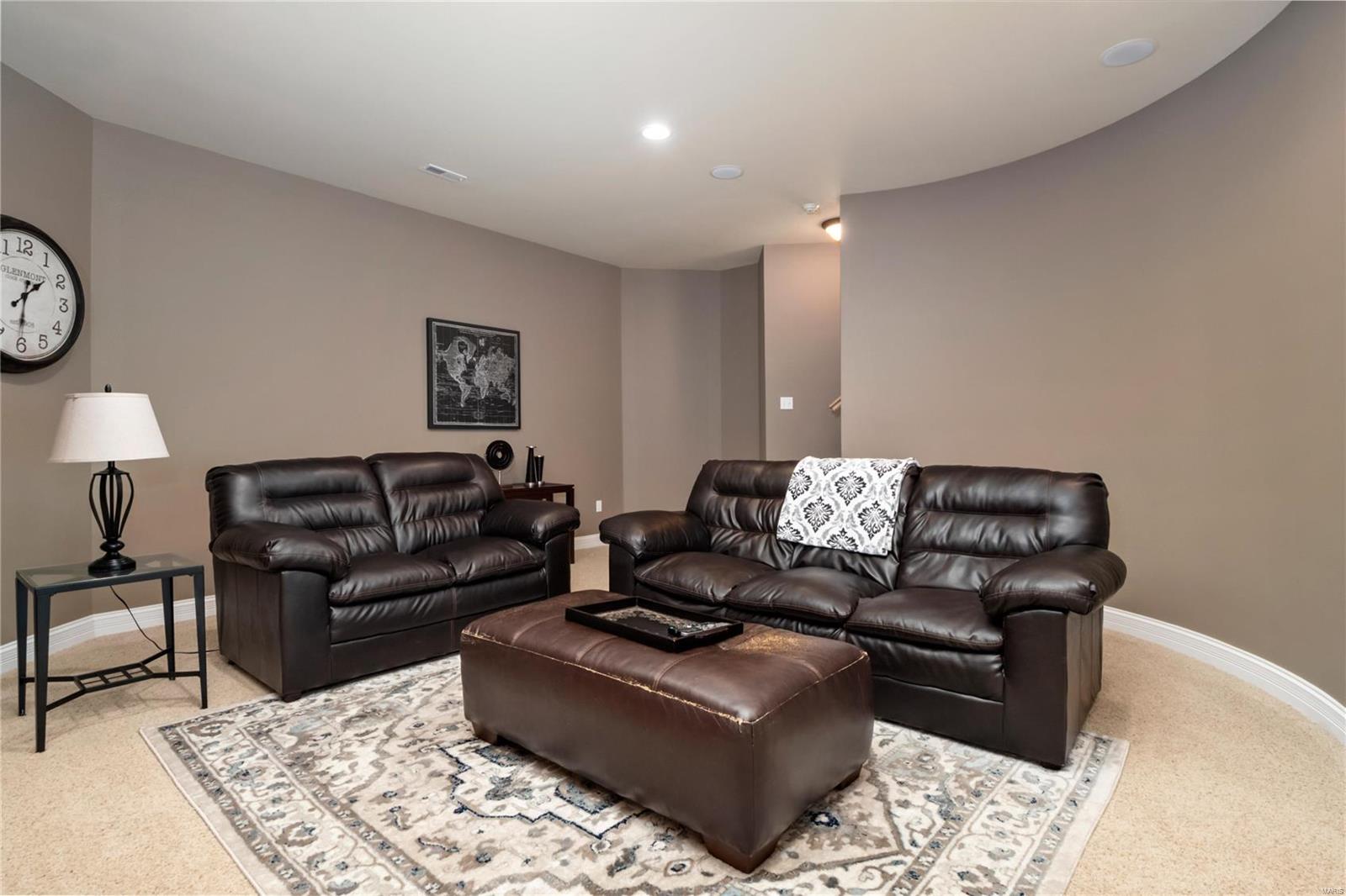 Estates at Far Oaks - Residential