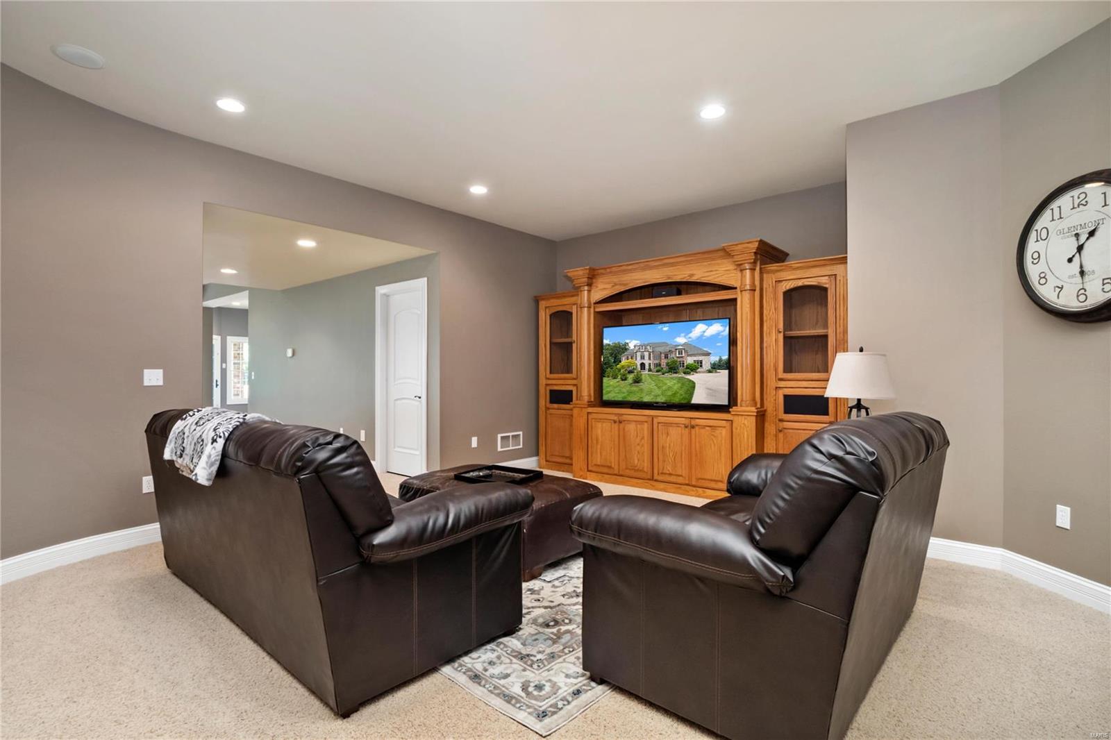 Estates at Far Oaks - Residential