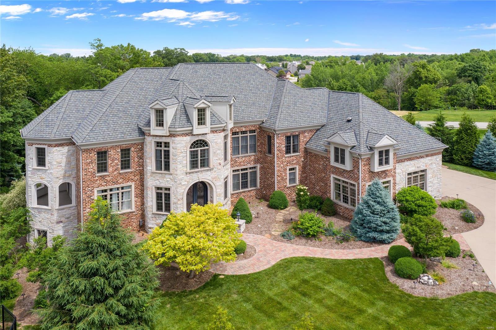 Estates at Far Oaks - Residential