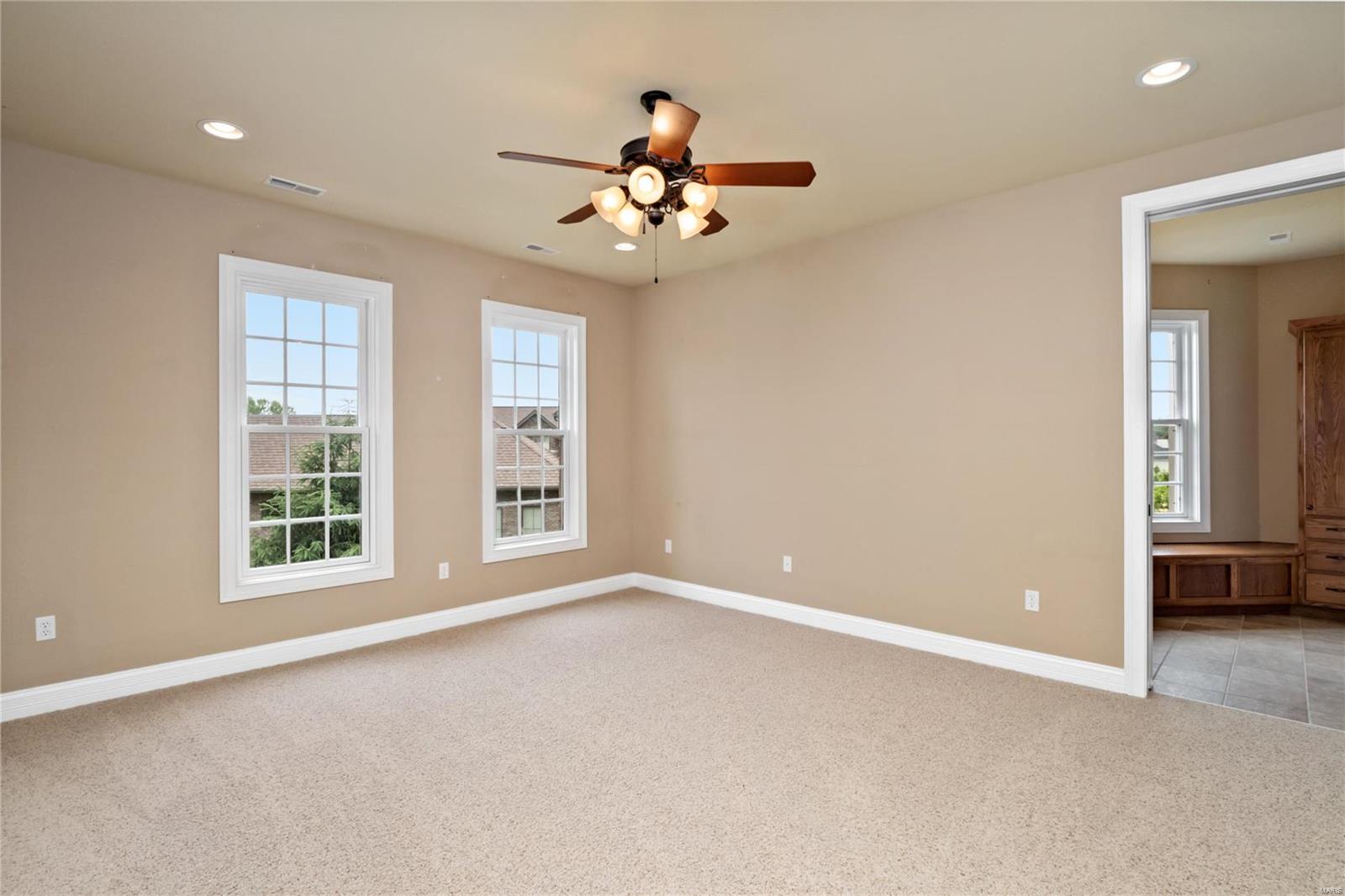 Estates at Far Oaks - Residential