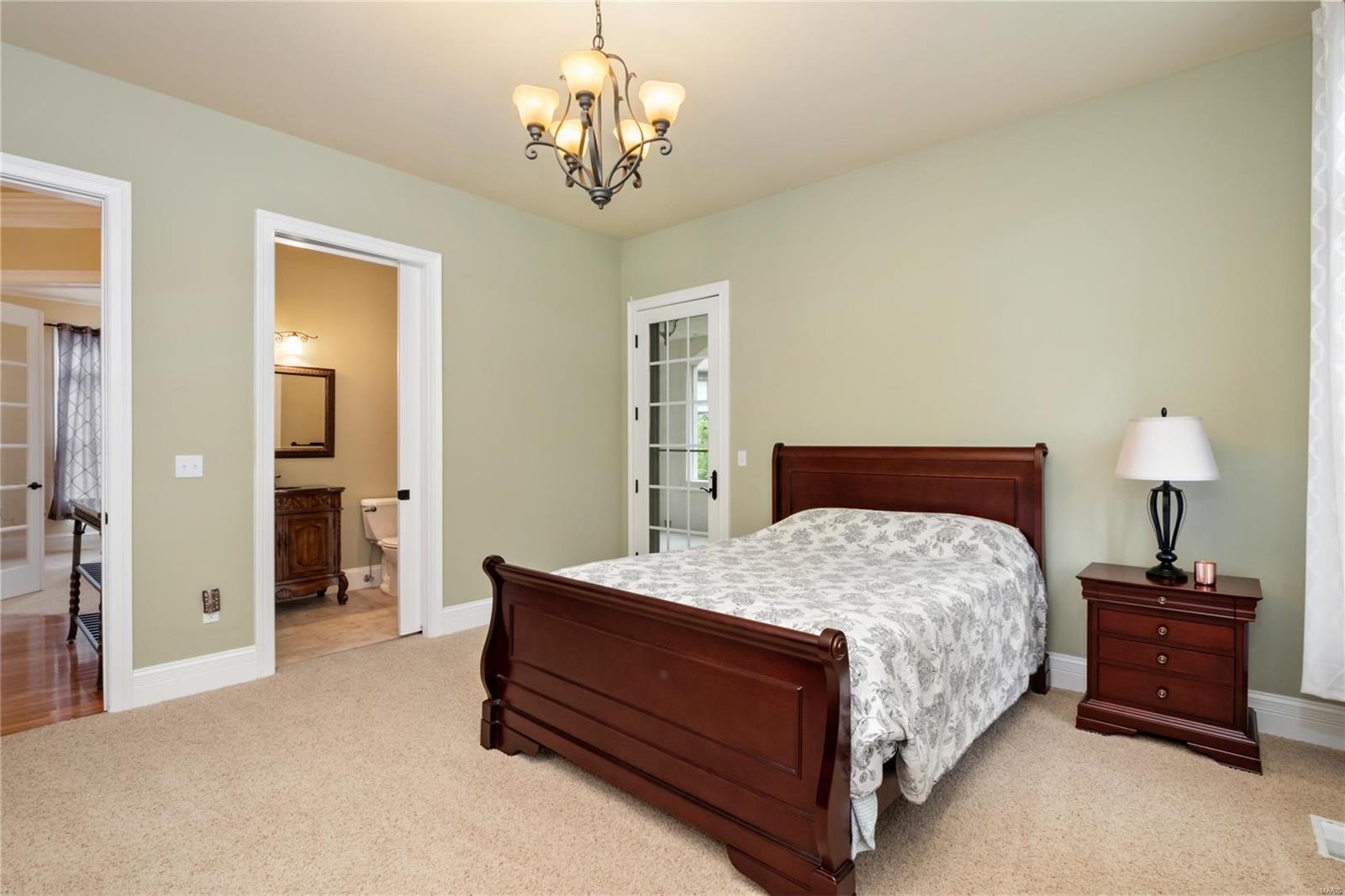 Estates at Far Oaks - Residential