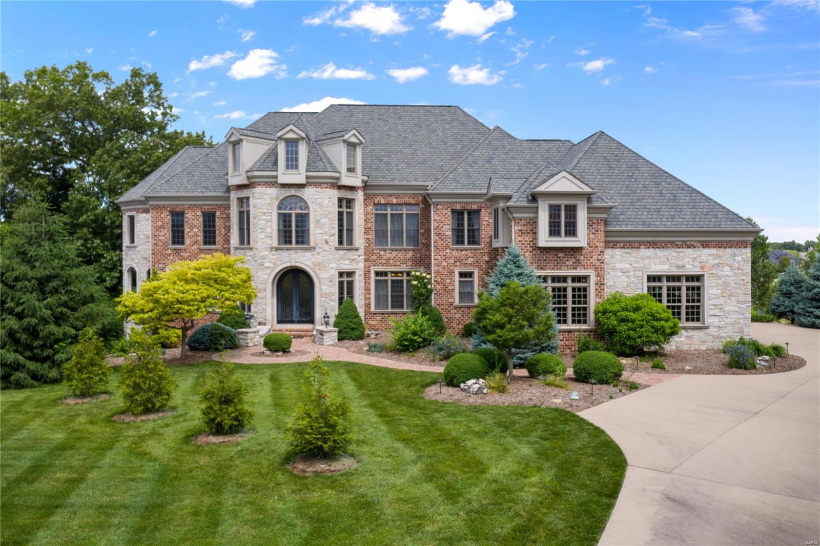 Estates at Far Oaks - Residential