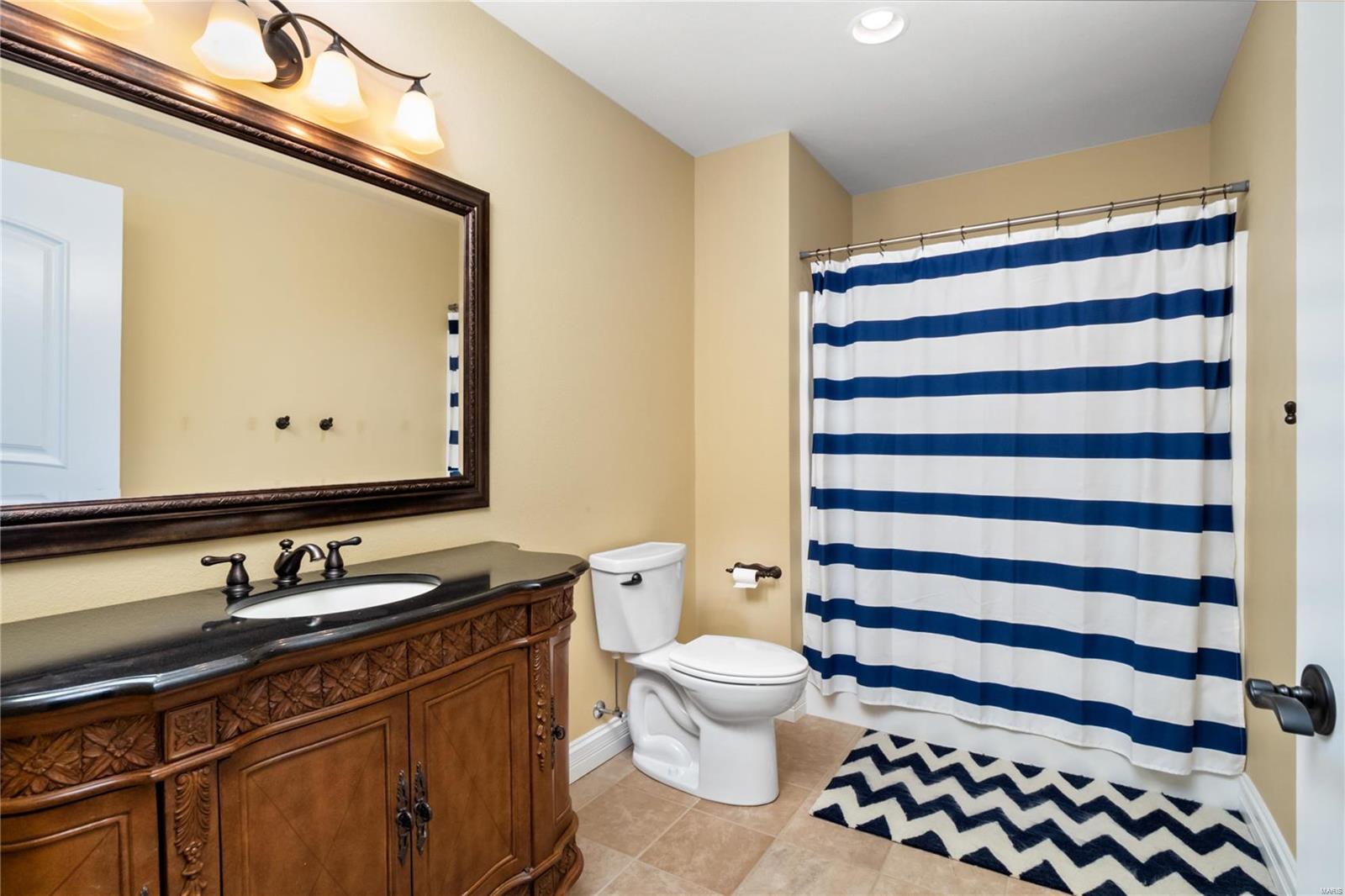Estates at Far Oaks - Residential