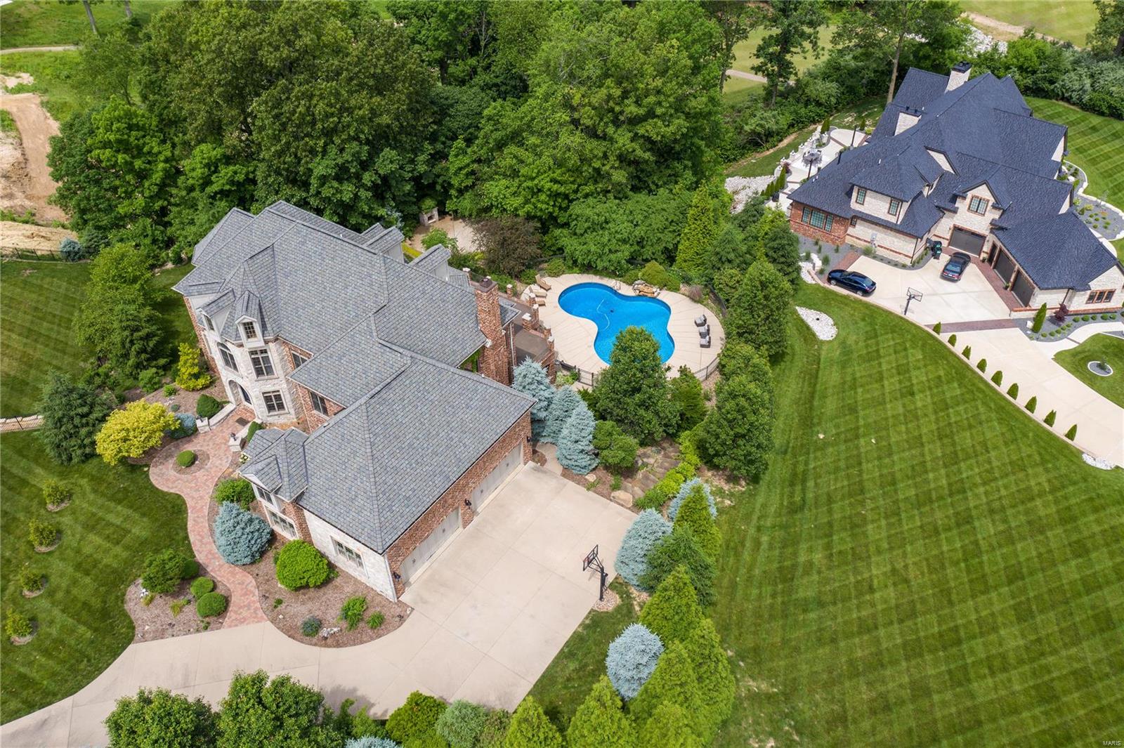 Estates at Far Oaks - Residential