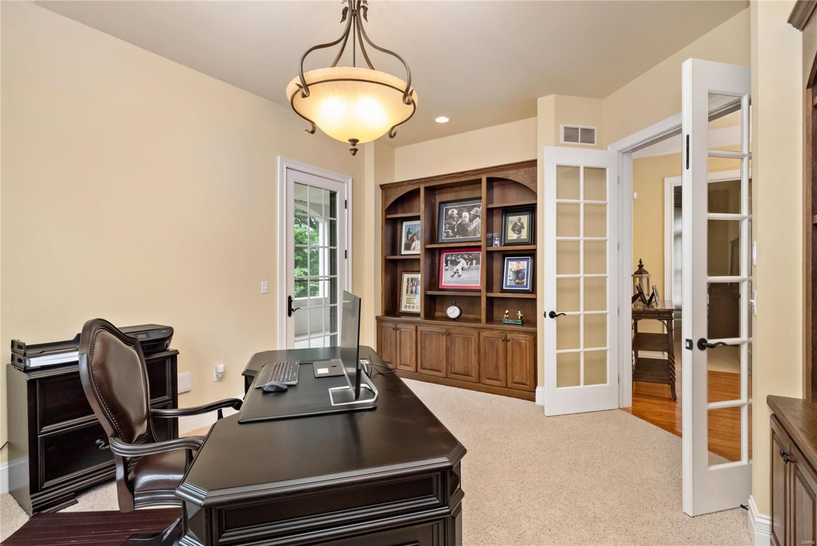 Estates at Far Oaks - Residential
