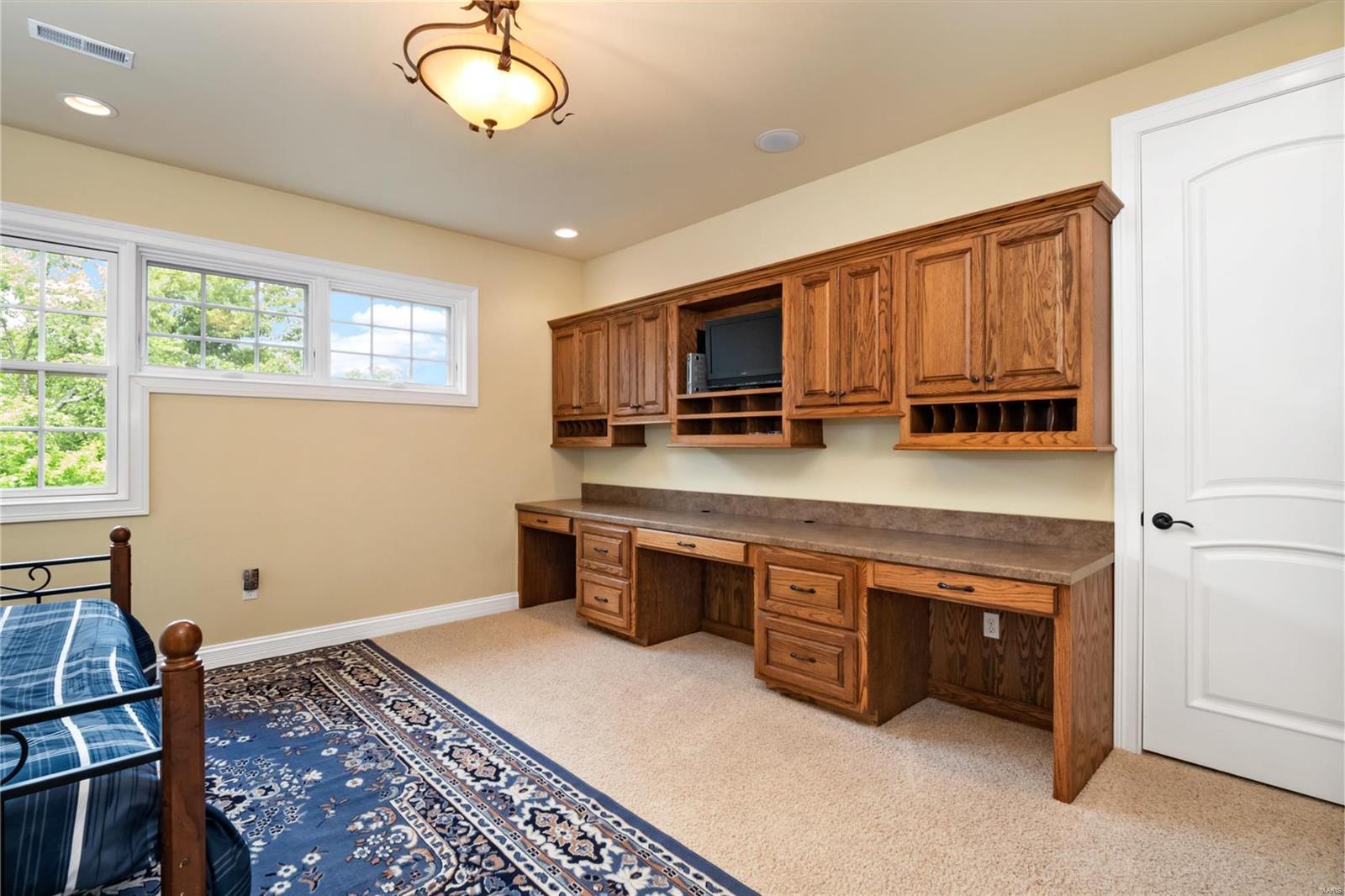 Estates at Far Oaks - Residential