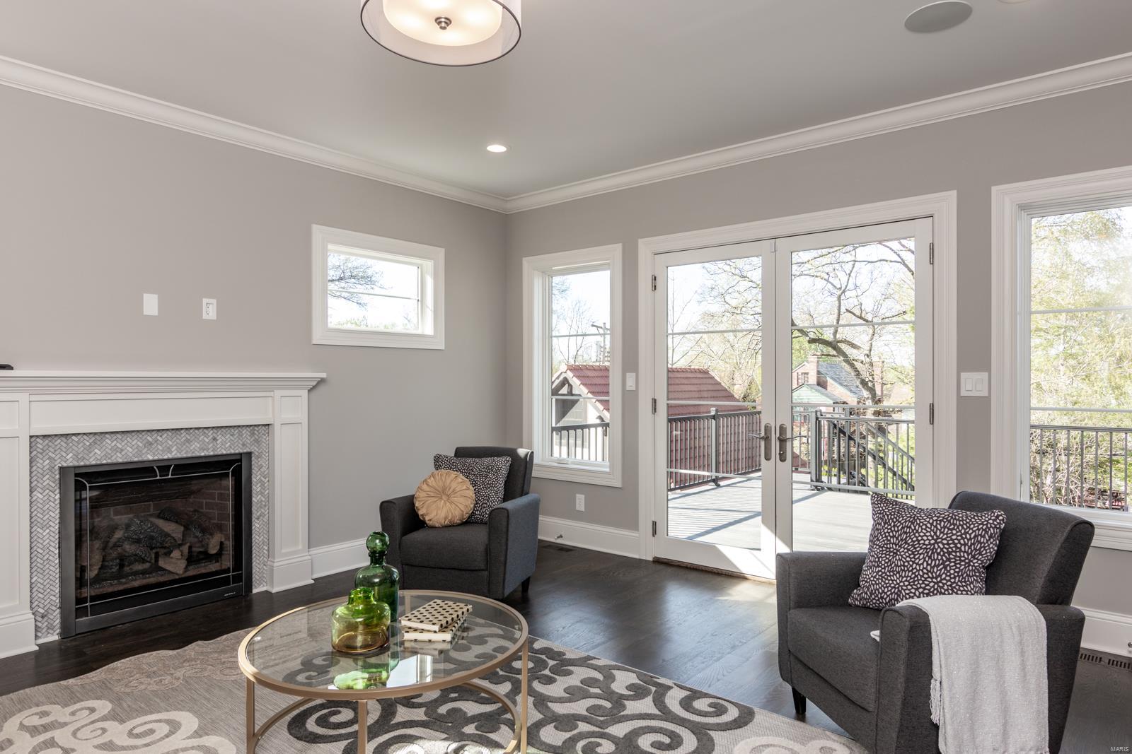 Forsyth Place - Residential