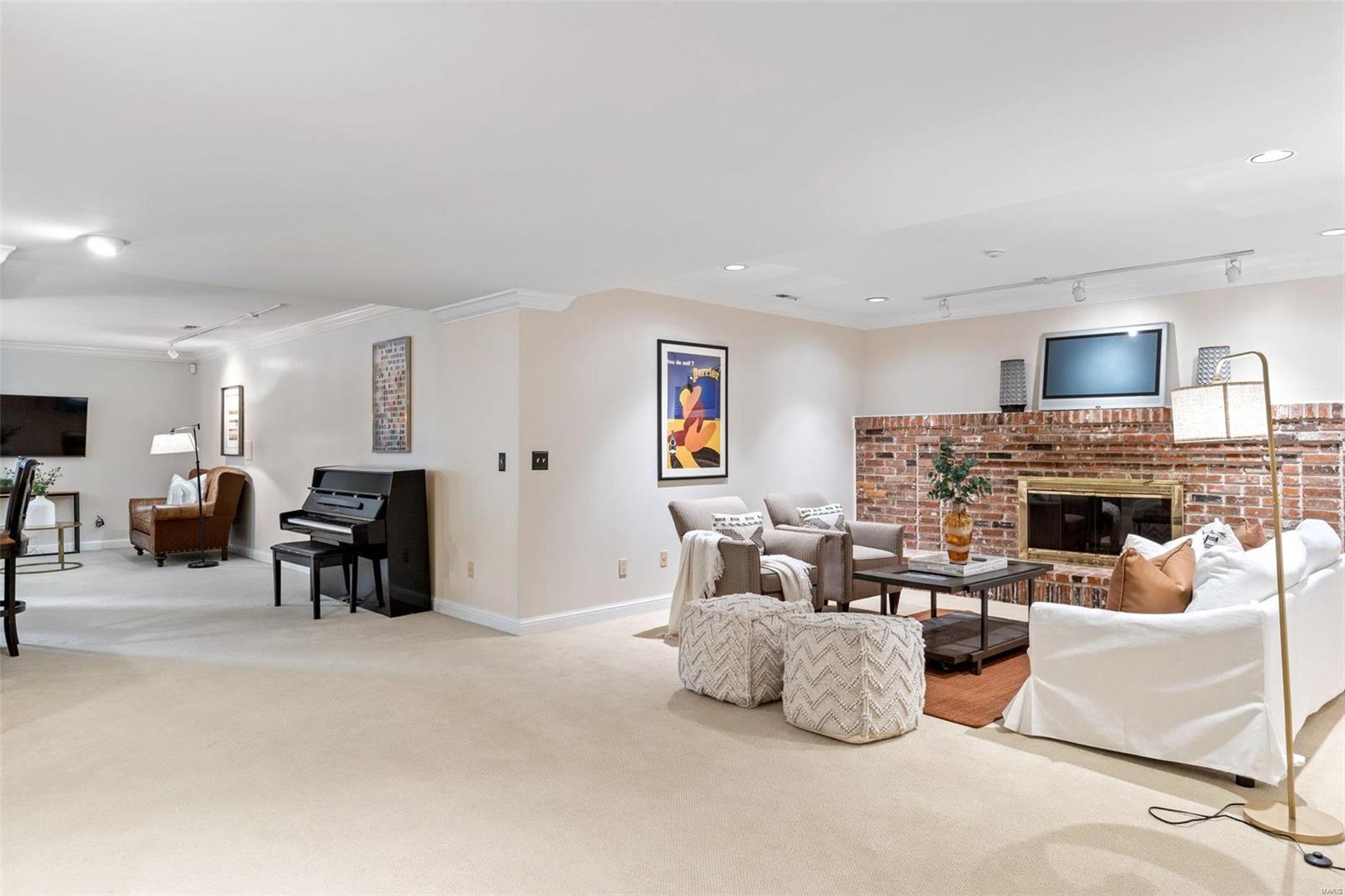 Town & Country Estates - Residential