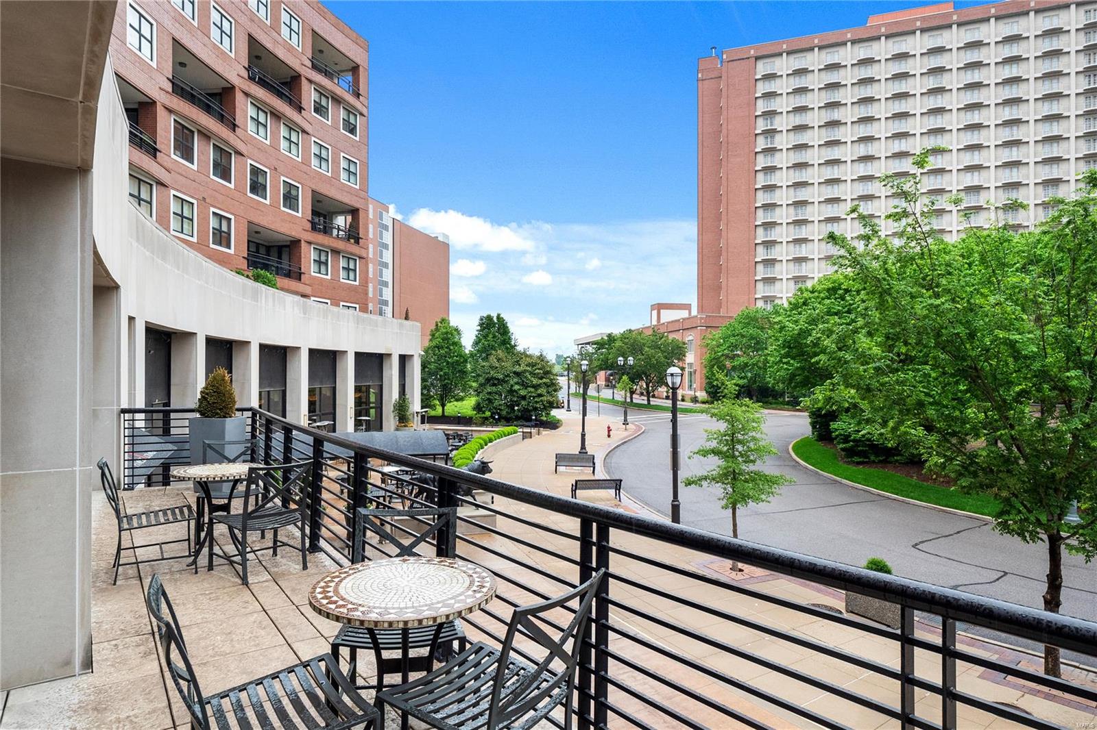 Crescent Condo - Residential