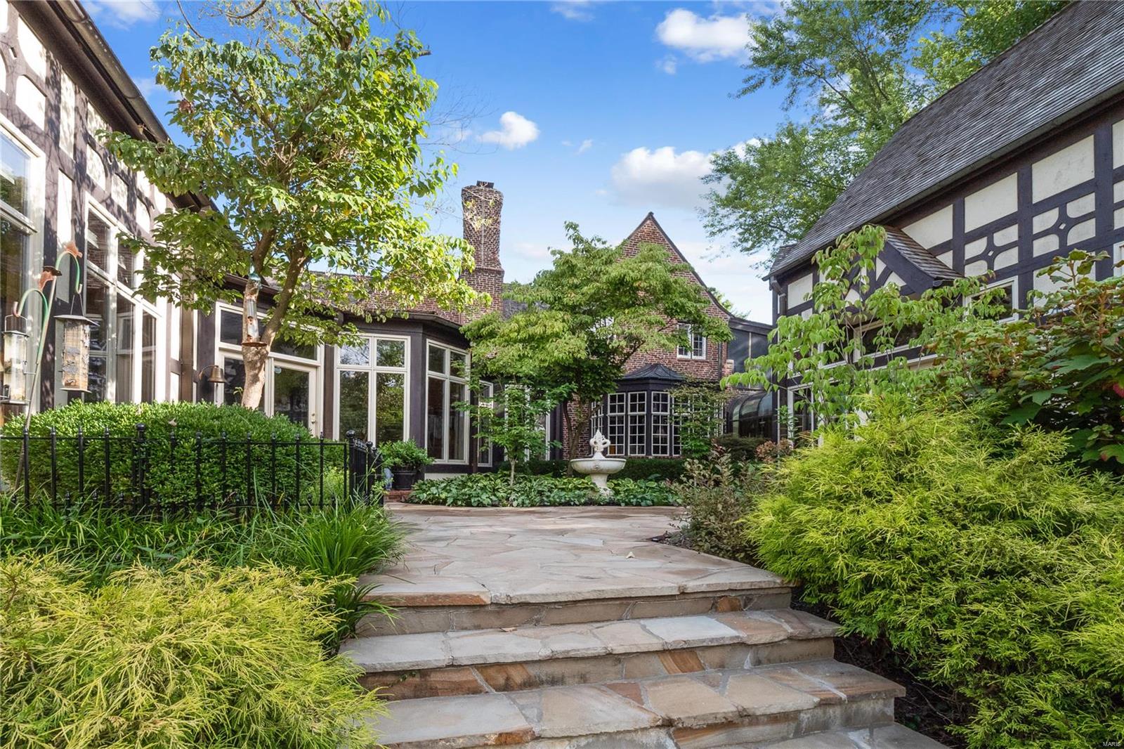 Ladue - Residential