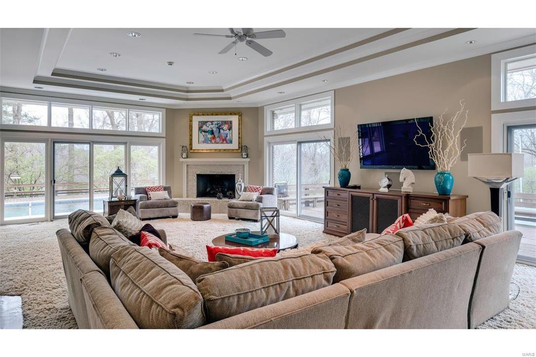 Log Cabin Estates Corr Of - Residential
