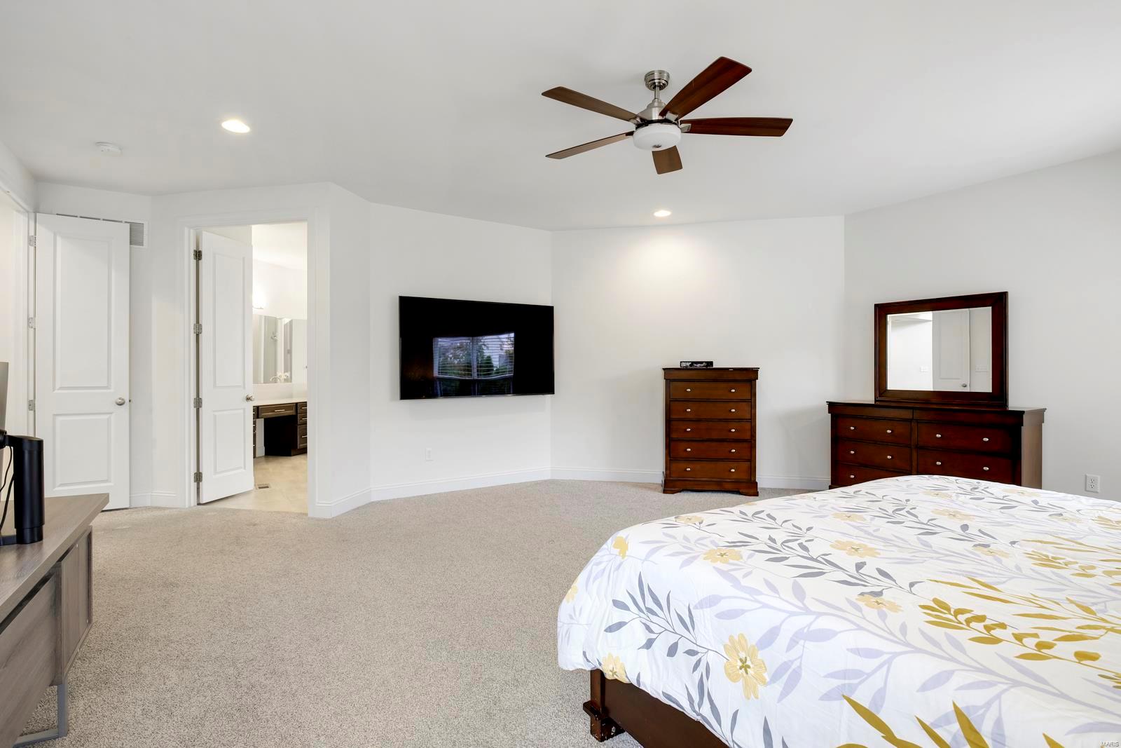 Arbors At Kehrs Mill - Residential