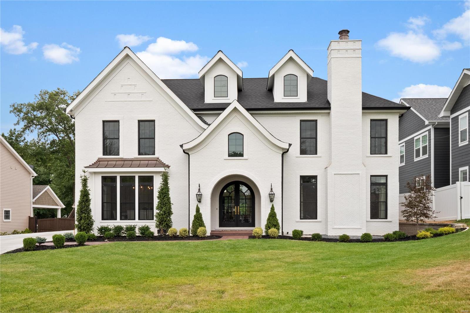 541 South Clay Ave Lt Split - Residential