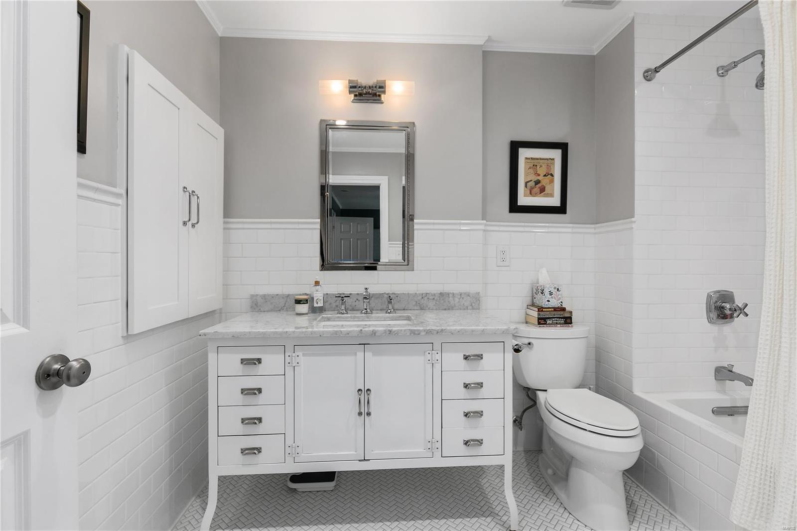 Ladue Terrace - Residential
