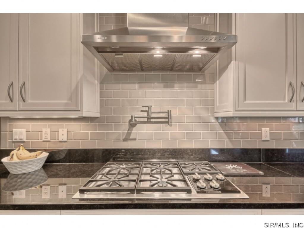 STONEBRIDGE - Residential