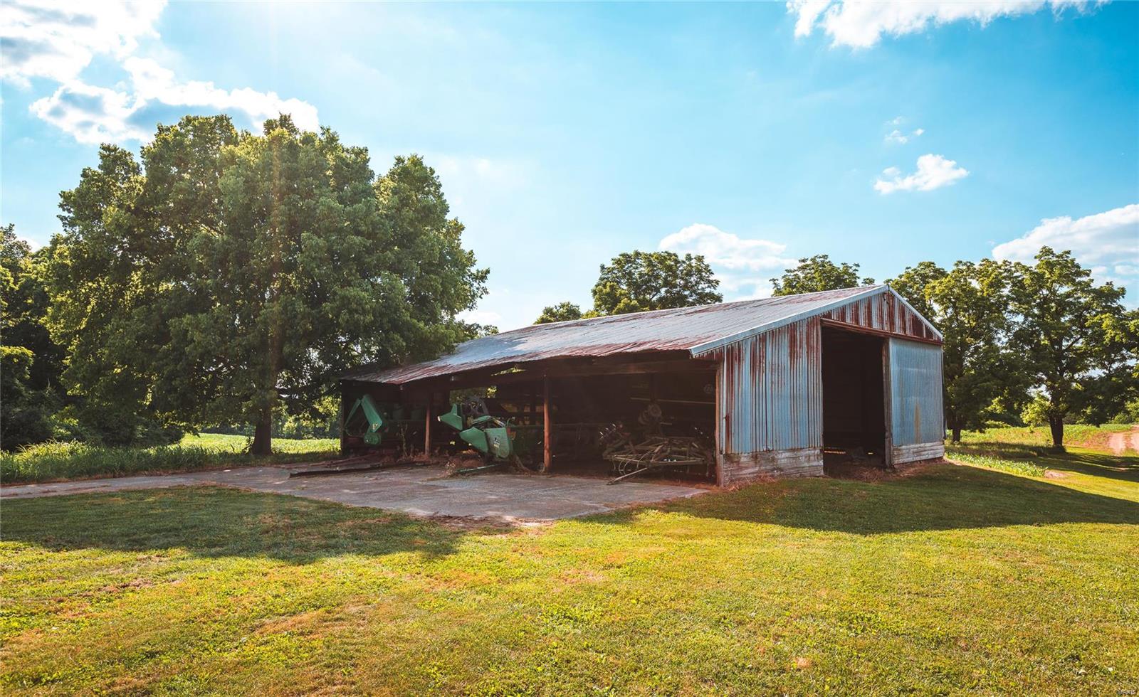 NOT IN A SUBDIVISION - Farm
