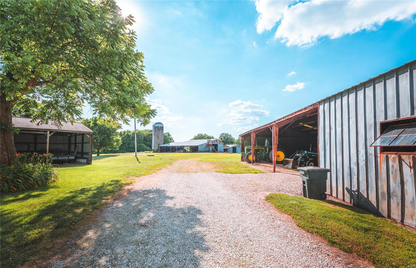 NOT IN A SUBDIVISION - Farm