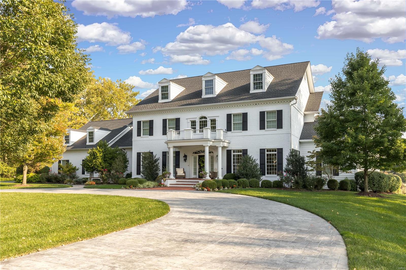 Huntleigh Manor - Residential