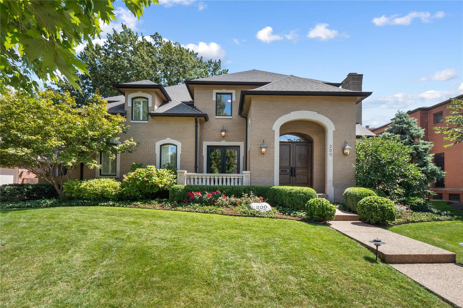 Space is insufficient to describe all of the exquisite features of this executive residence in upmarket Clayton, but it’s space that defines this magnificent tri-level home with 5800 sqr ft Beyond the grand entry is the perfect backdrop of your art gallery. You’ll marvel at the attention to detail & superlative craftsmanship. Discover a masterful mix of modern & historical architectural touches: coffered ceilings, custom cabinetry, sleek millwork/paneling. Tactile delights include rich dark timbers, hardwood floors, sumptuous carpets, tile, marble & granite – the latter stars in the gourmet kitchen with a restaurant-quality oven. Crisp white windows & French/bi-fold doors deliver swathes of natural light into the lavish living areas/bedrooms and invite the property’s gorgeous grounds into the home. Myriad additional rooms will satisfy every lifestyle demand (incl. uber-cool theater room  BYO popcorn). This impeccable residence in an exclusive neighborhood commands your attention today! Additional Rooms: Mud Room