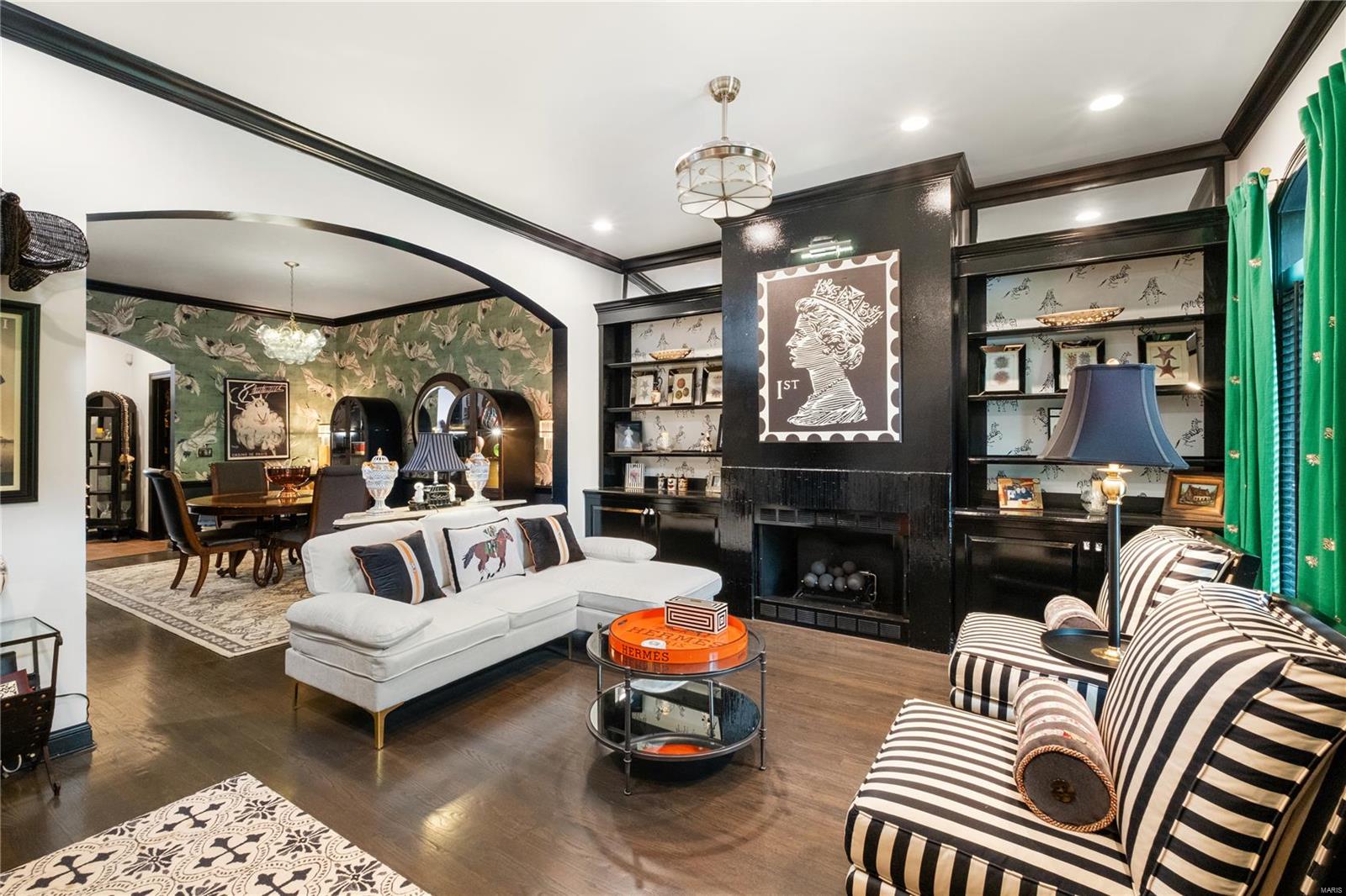 Brighton Way Twnhms A Condo - Residential