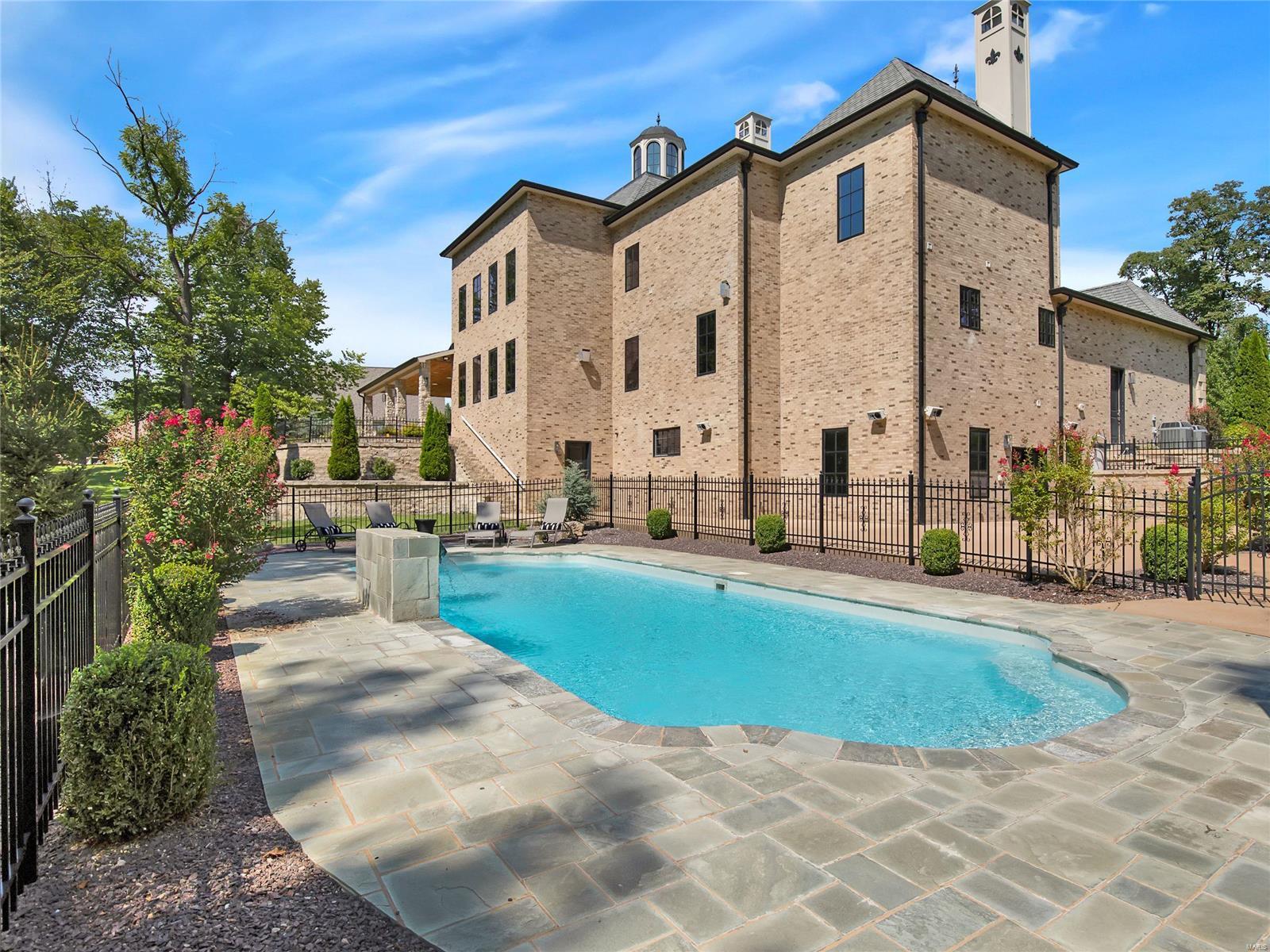 Ridgecreek Estate - Residential