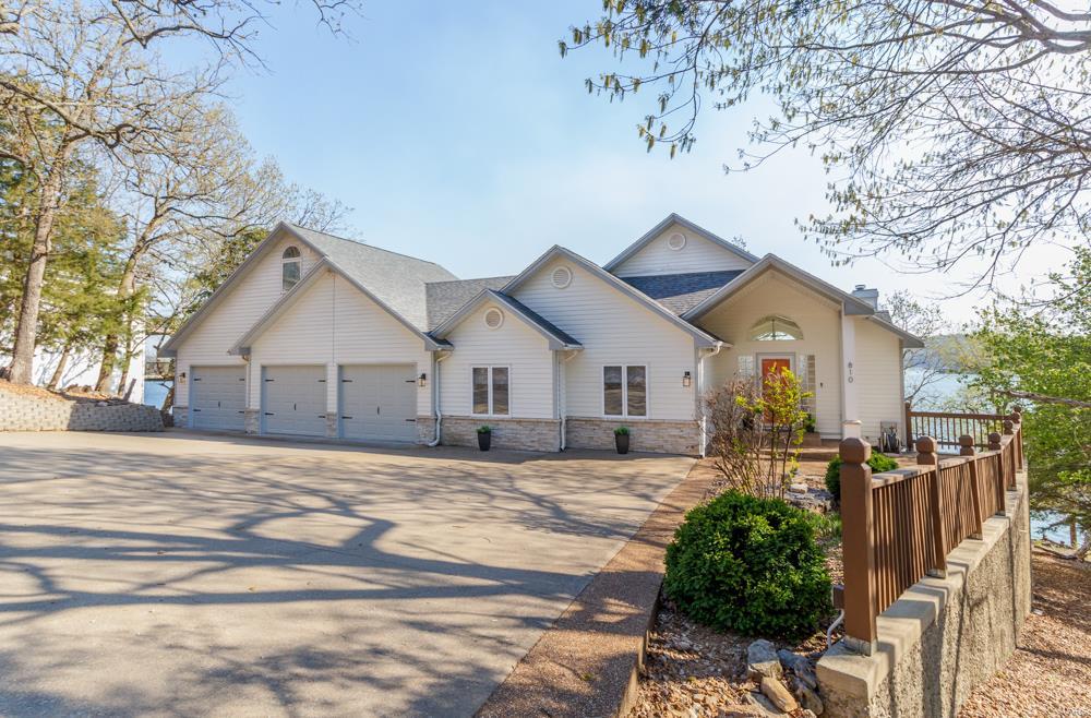FOUE SEASONS - Residential