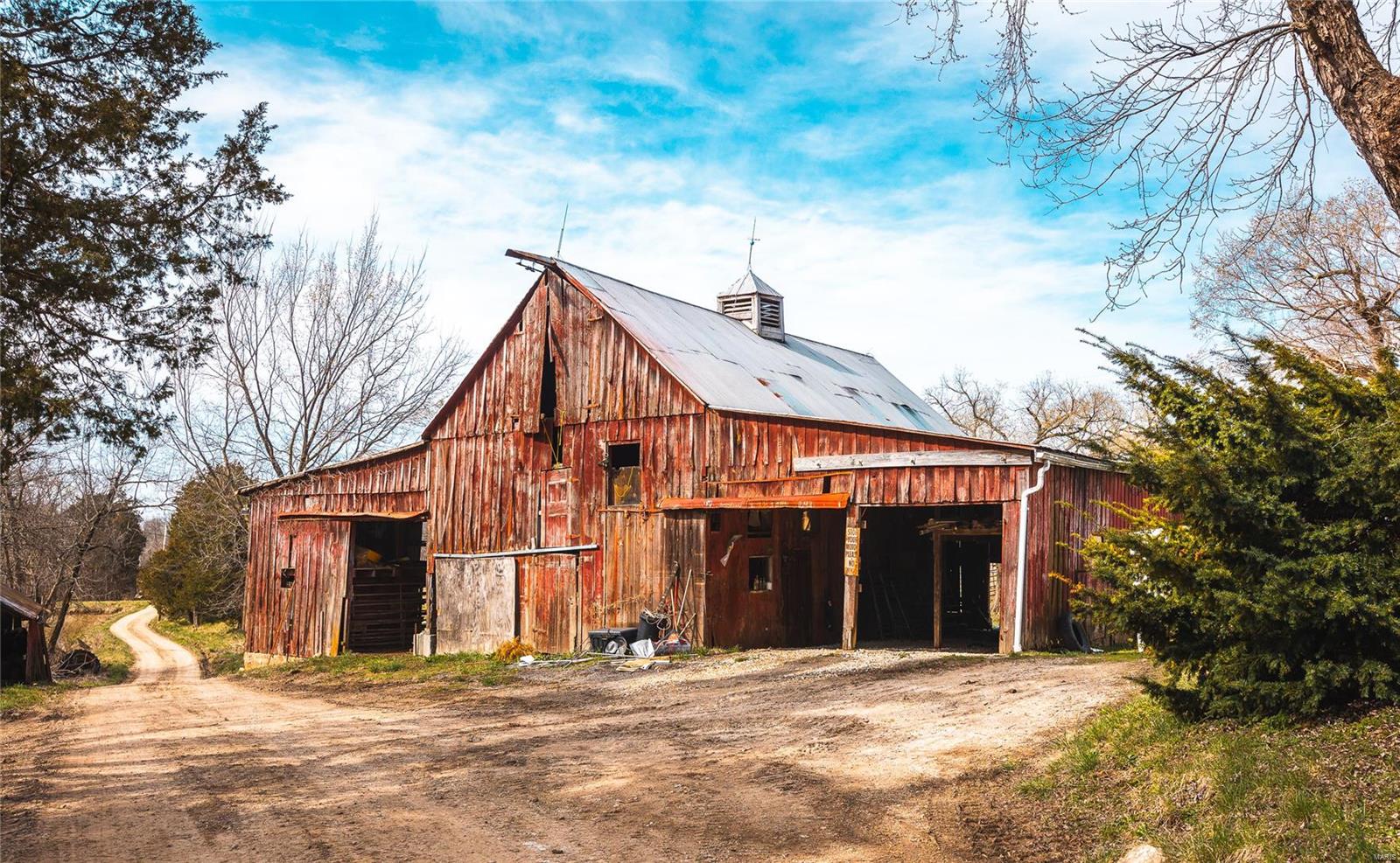 Owls Nest - Farm