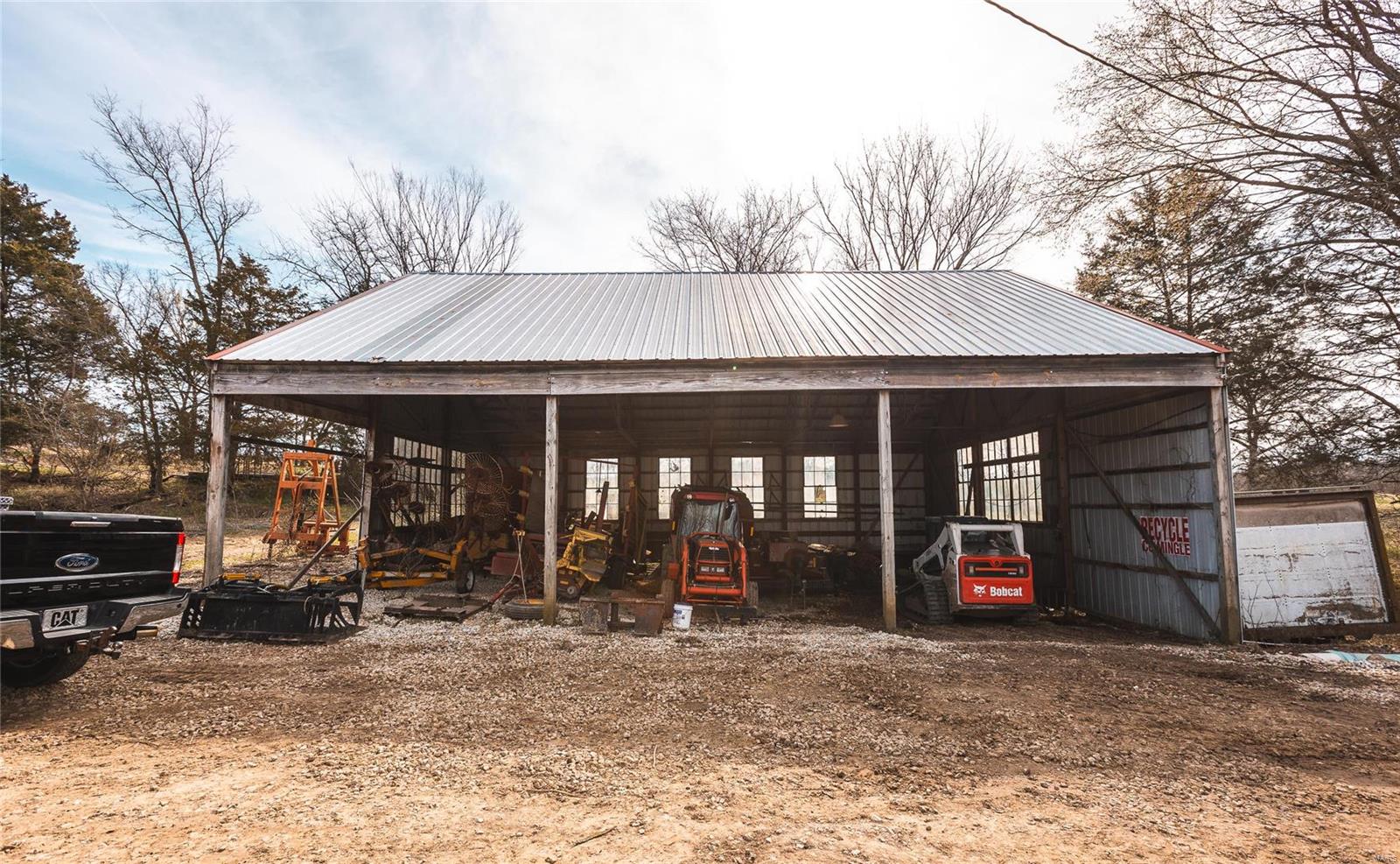Owls Nest - Farm