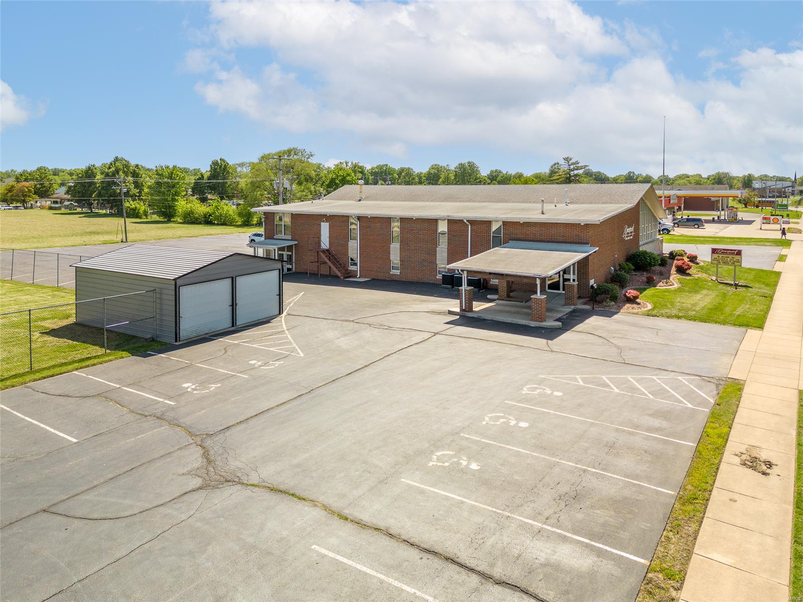 Eighth Add To Cloverview Sub - Commercial Sale