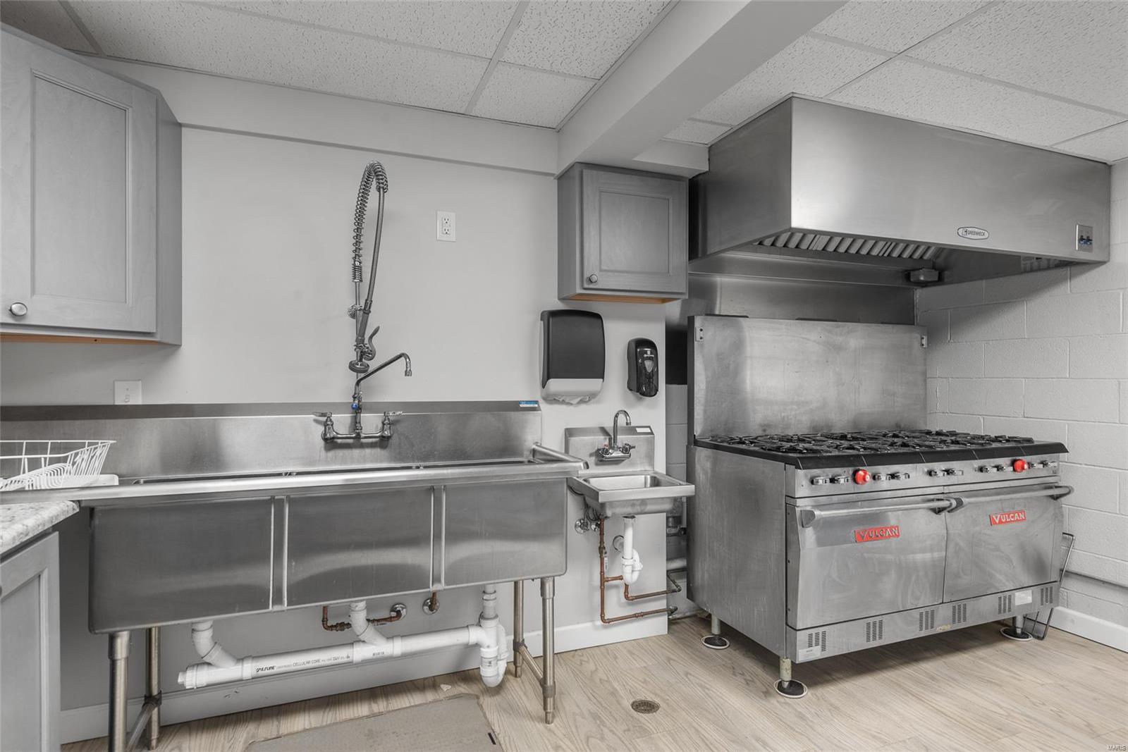 Eighth Add To Cloverview Sub - Commercial Sale
