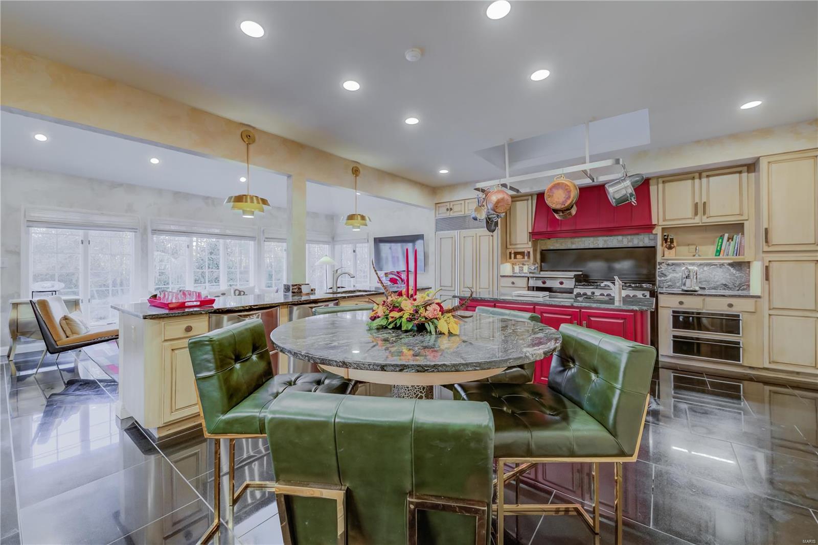 Frontenac Place - Residential