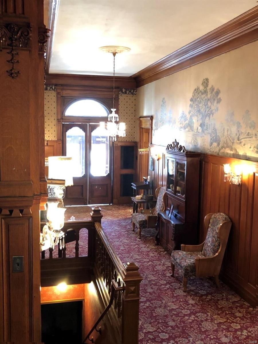 Lafayette Square - Commercial Sale