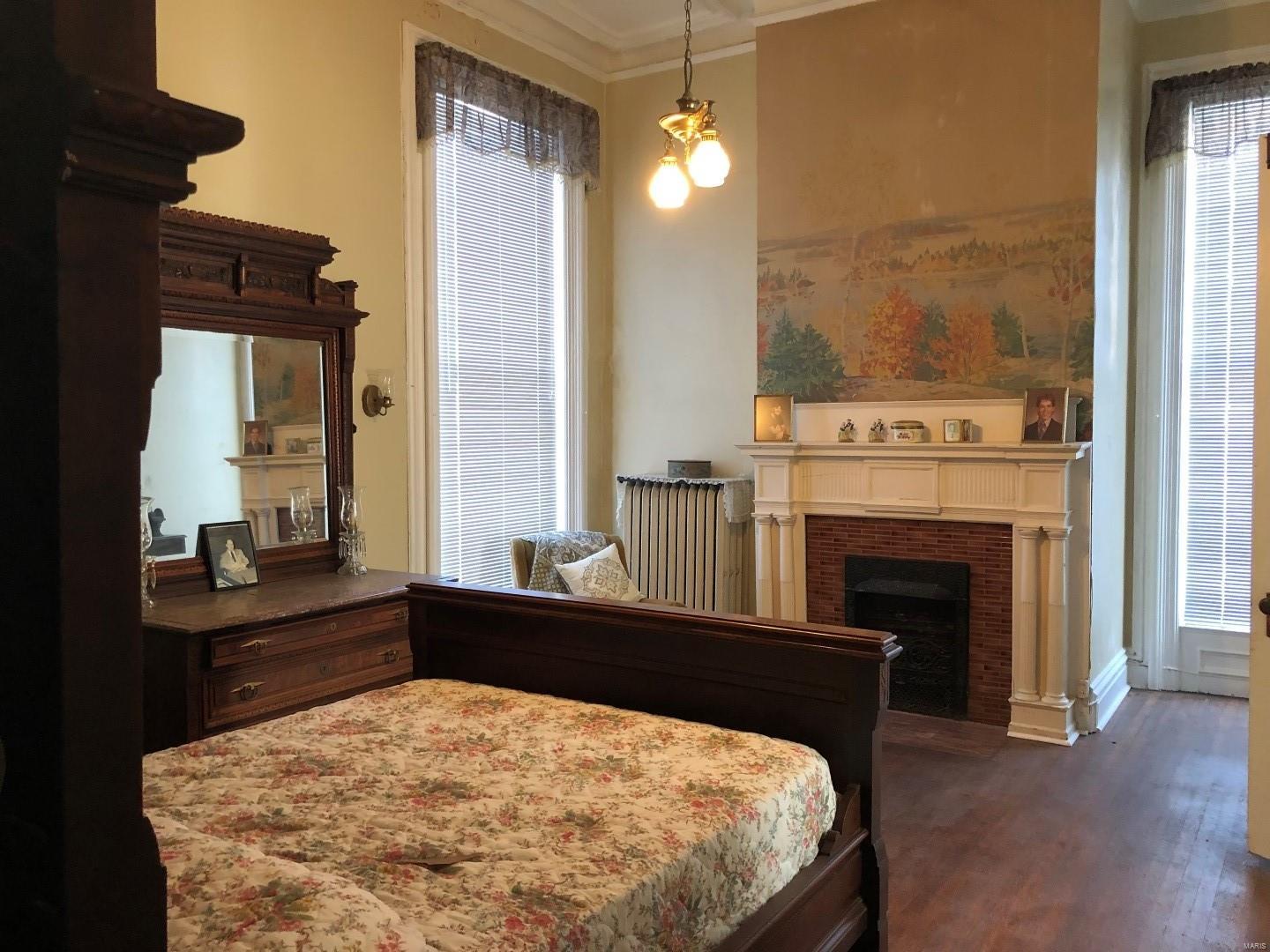 Lafayette Square - Commercial Sale