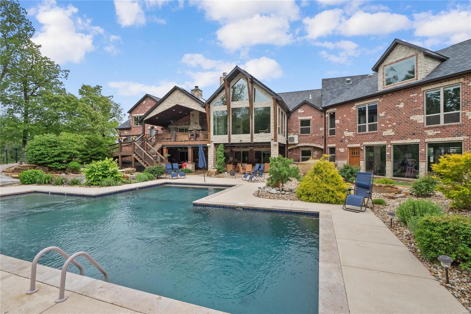 Pleasant Lks Turner's Farm Thi - Residential